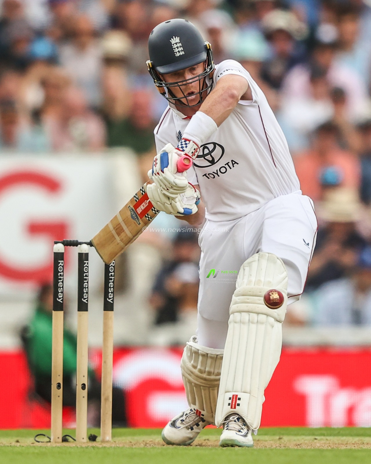 Ollie Pope of England plays a shot during the 5th Rothesay Test Match Day 2 England v India at The Kia Oval, London, United Kingdom, 1st August 2025

(Photo by Alfie Cosgrove/News Images)