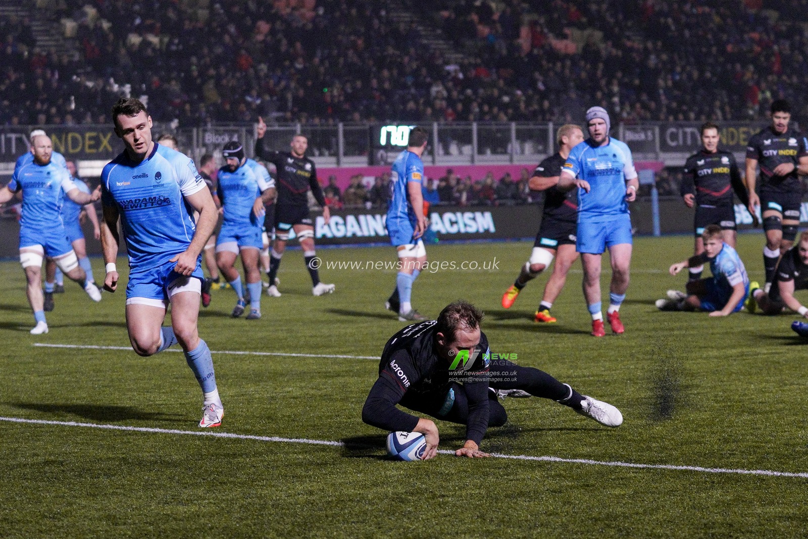 Max Malins #15 of Saracens scores a try