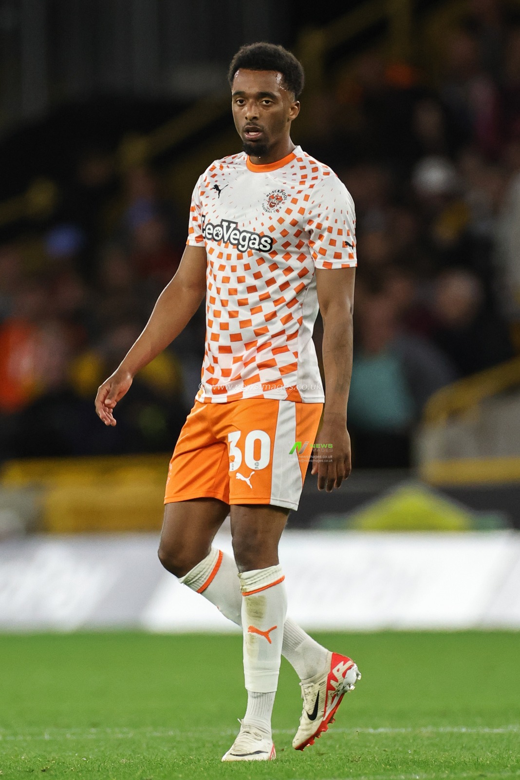 Oakley-Boothe of Blackpool during the Carabao Cup match Wolverhampton Wanderers vs Blackpool at Molineux, Wolverhampton, United Kingdom, 29th August 2023

(Photo by Mark Cosgrove/News Images)