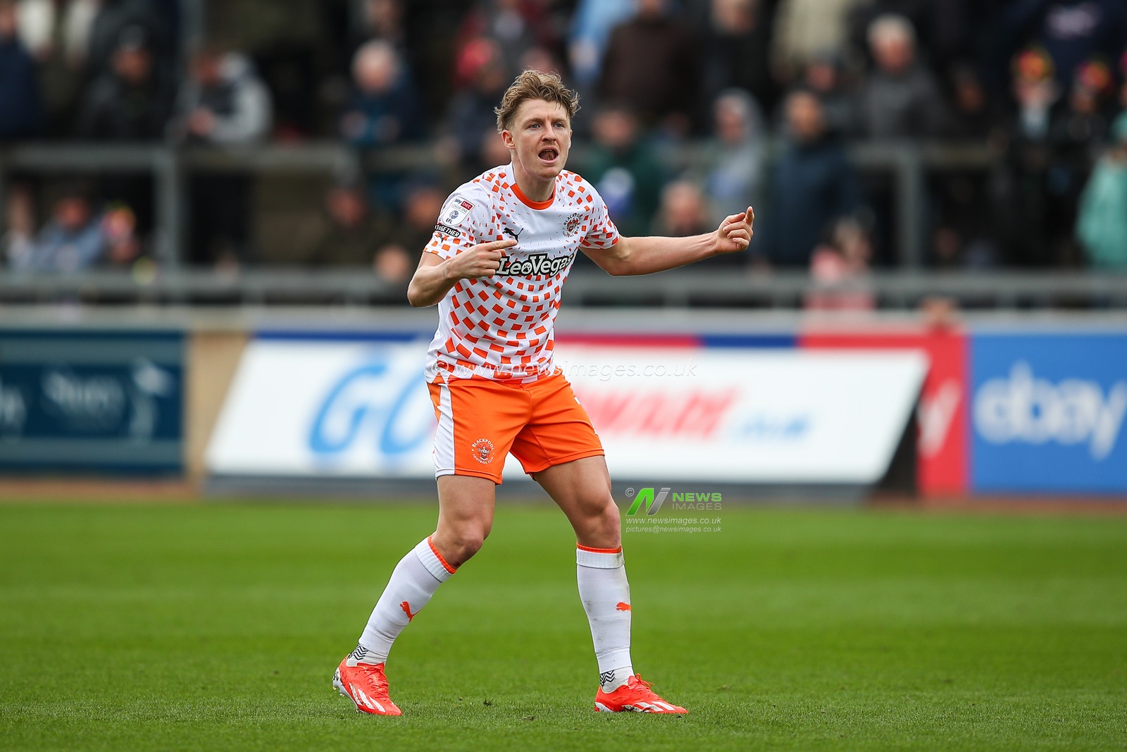 George Byers of Blackpool gives his teammates instructions during the Sky Bet League 1 match Carlisle United vs Blackpool at Brunton Park, Carlisle, United Kingdom, 13th April 2024

(Photo by Gareth Evans/News Images)