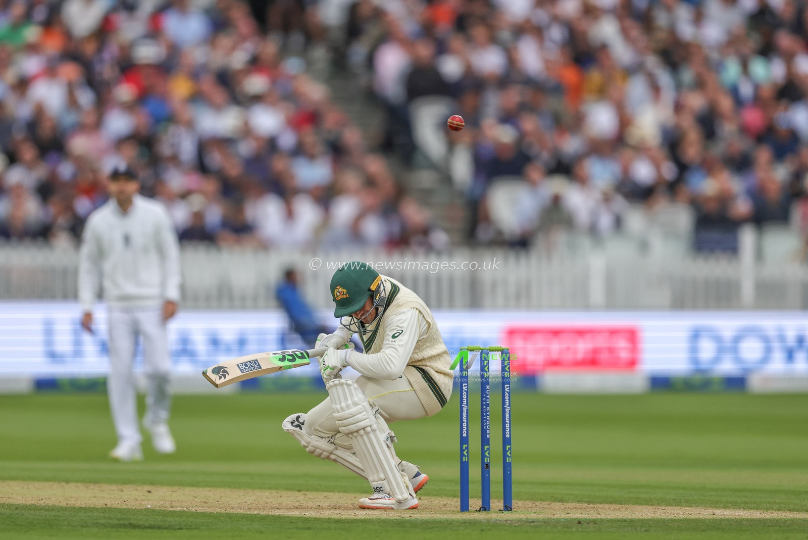 Usman Khawaja of Australia ducks a bouncer from Josh Tongue of England during the LV= Insurance Ashes Test Series Second Test Day 3 England v Australia at Lords, London, United Kingdom, 30th June 2023

(Photo by Mark Cosgrove/News Images)