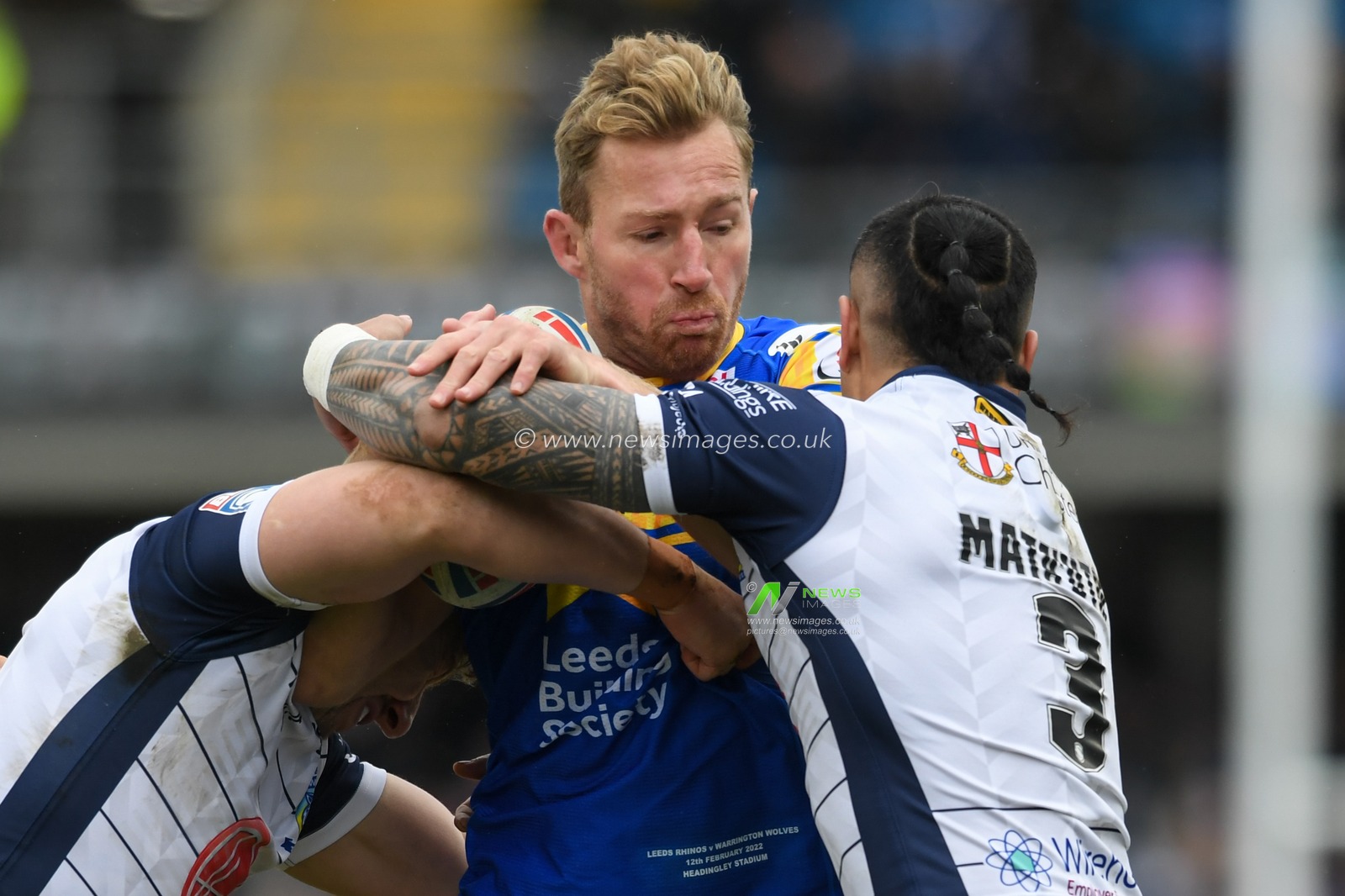 Matt Prior #10 of Leeds Rhinos starts an attacking move