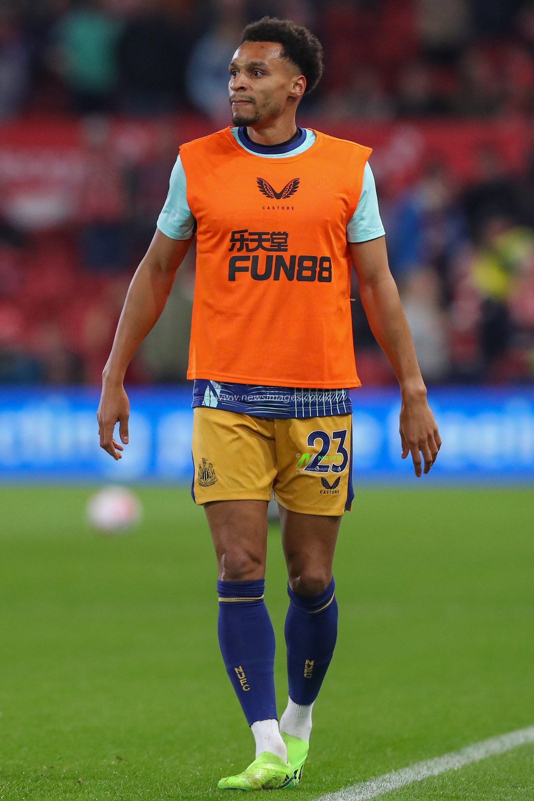 Jacob Murphy #23 of Newcastle United during the pre-game warm up ahead of the Premier League match Nottingham Forest vs Newcastle United at City Ground, Nottingham, United Kingdom, 17th March 2023

(Photo by Gareth Evans/News Images)