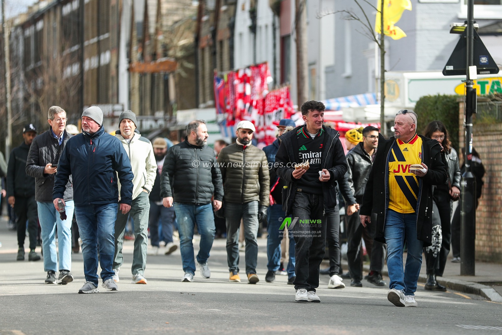 Fans arrive at Emirates Stadium prior to the Premier League match Arsenal vs Chelsea at Emirates Stadium, London, United Kingdom, 16th March 2025

(Photo by Izzy Poles/News Images)