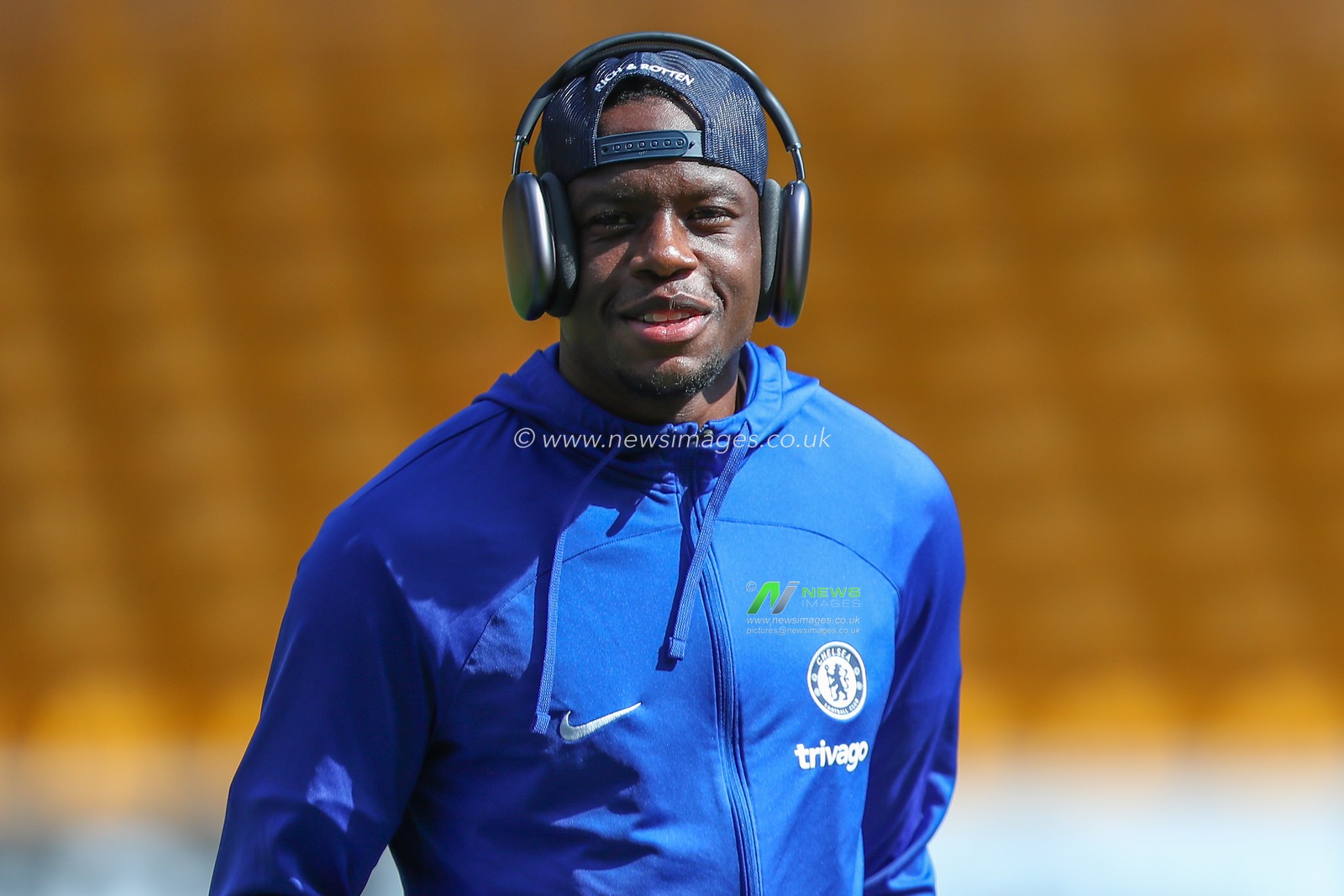 Denis Zakaria #20Â of Chelsea arrives ahead of the Premier League match Wolverhampton Wanderers vs Chelsea at Molineux, Wolverhampton, United Kingdom, 8th April 2023

(Photo by Gareth Evans/News Images)