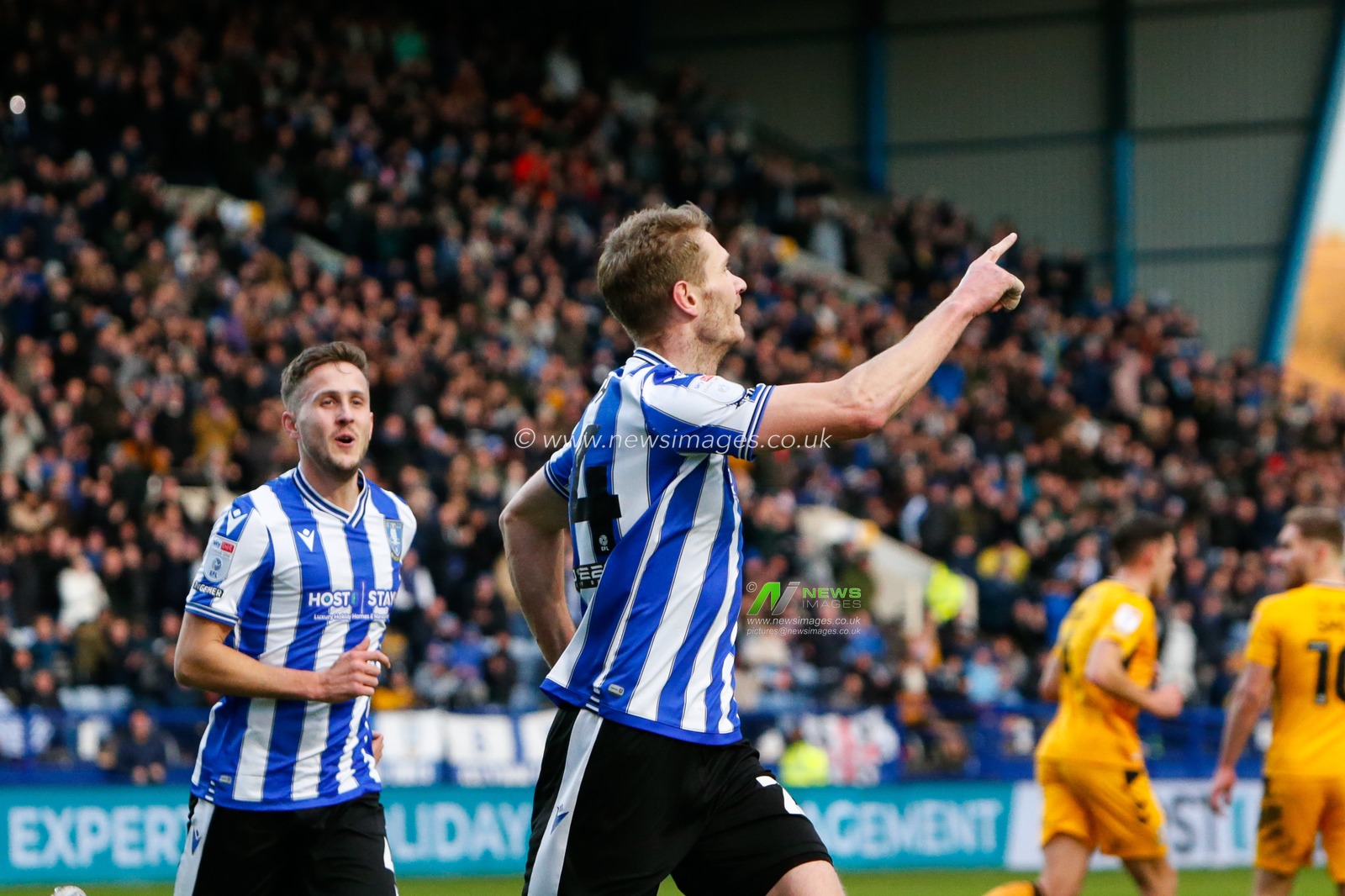 Michael Smith #24 of Sheffield Wednesday Celebrates scoring a goal to make it 2-0 during the Sky Bet League 1 match Sheffield Wednesday vs Cambridge United at Hillsborough, Sheffield, United Kingdom, 2nd January 2023

(Photo by Ben Early/News Images)