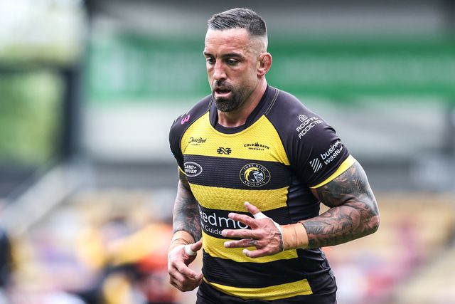 Paul Vaughan of York Knights in the pre-game warm up during the Betfred Super League round 12 match York Knights vs Castleford Tigers at LNER Community Stadium, York, United Kingdom on 16 May 2026

(Photo by Alfie Cosgrove/News Images)
