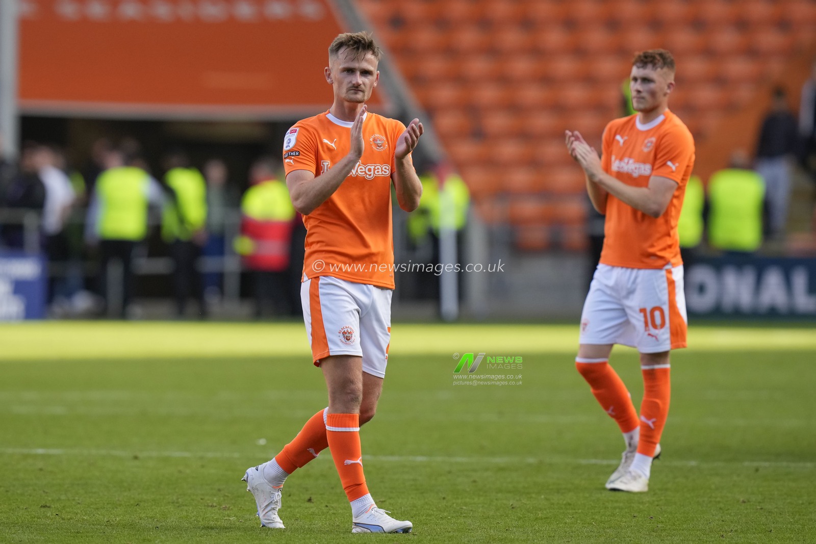 Callum Connolly #2 of Blackpool salutes the fans after the Sky Bet League 1 match Blackpool vs Reading at Bloomfield Road, Blackpool, United Kingdom, 23rd September 2023

(Photo by Steve Flynn/News Images)