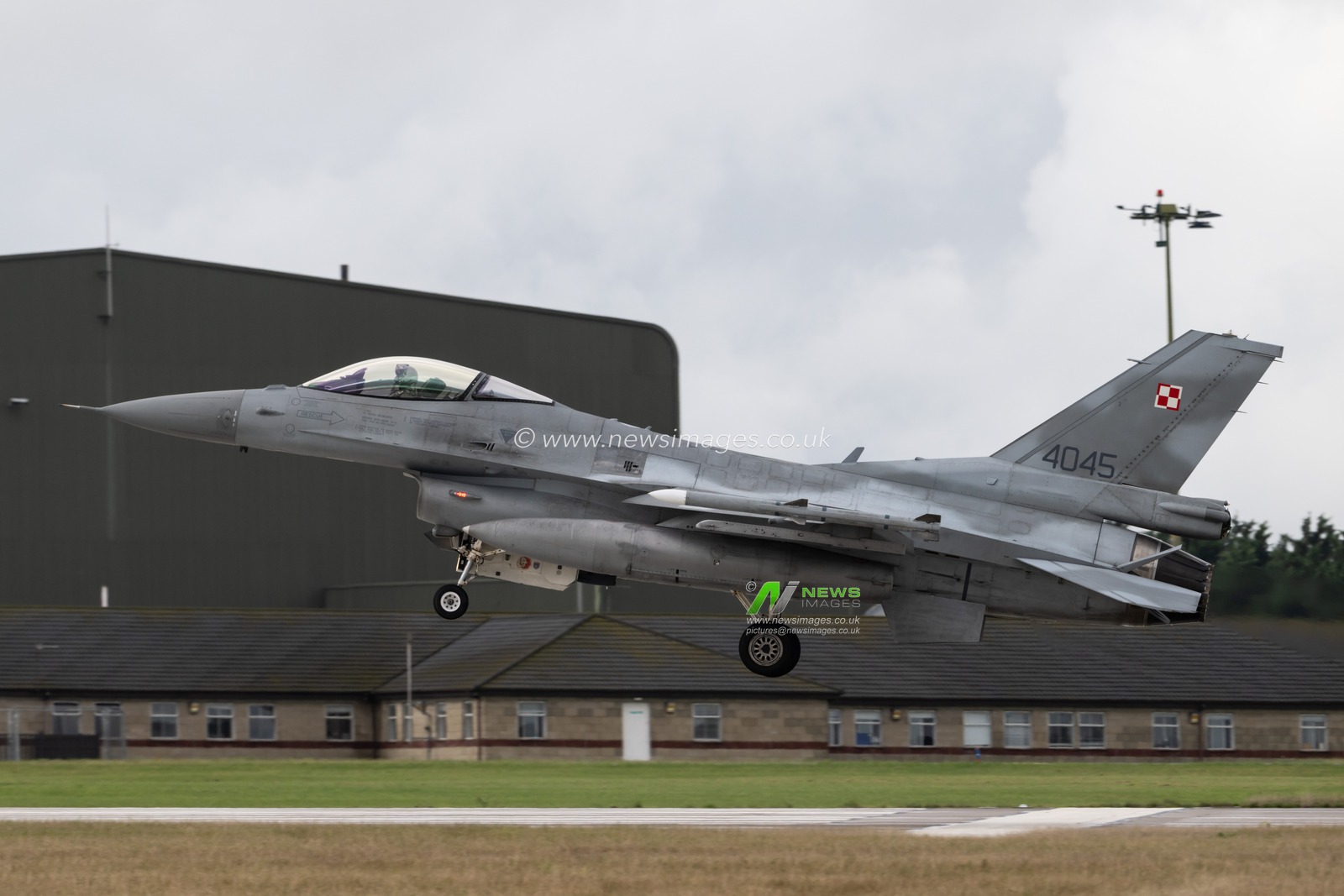 General Dynamics F-16 Fighting Falcon of the Polish Air Force lands during the Exercise of Cobra Warrior 24-2 Royal Air Force Waddington at Royal Air Force Station Waddington, Waddington, United Kingdom, 26th September 2024

(Photo by Cody Froggatt/News Images)