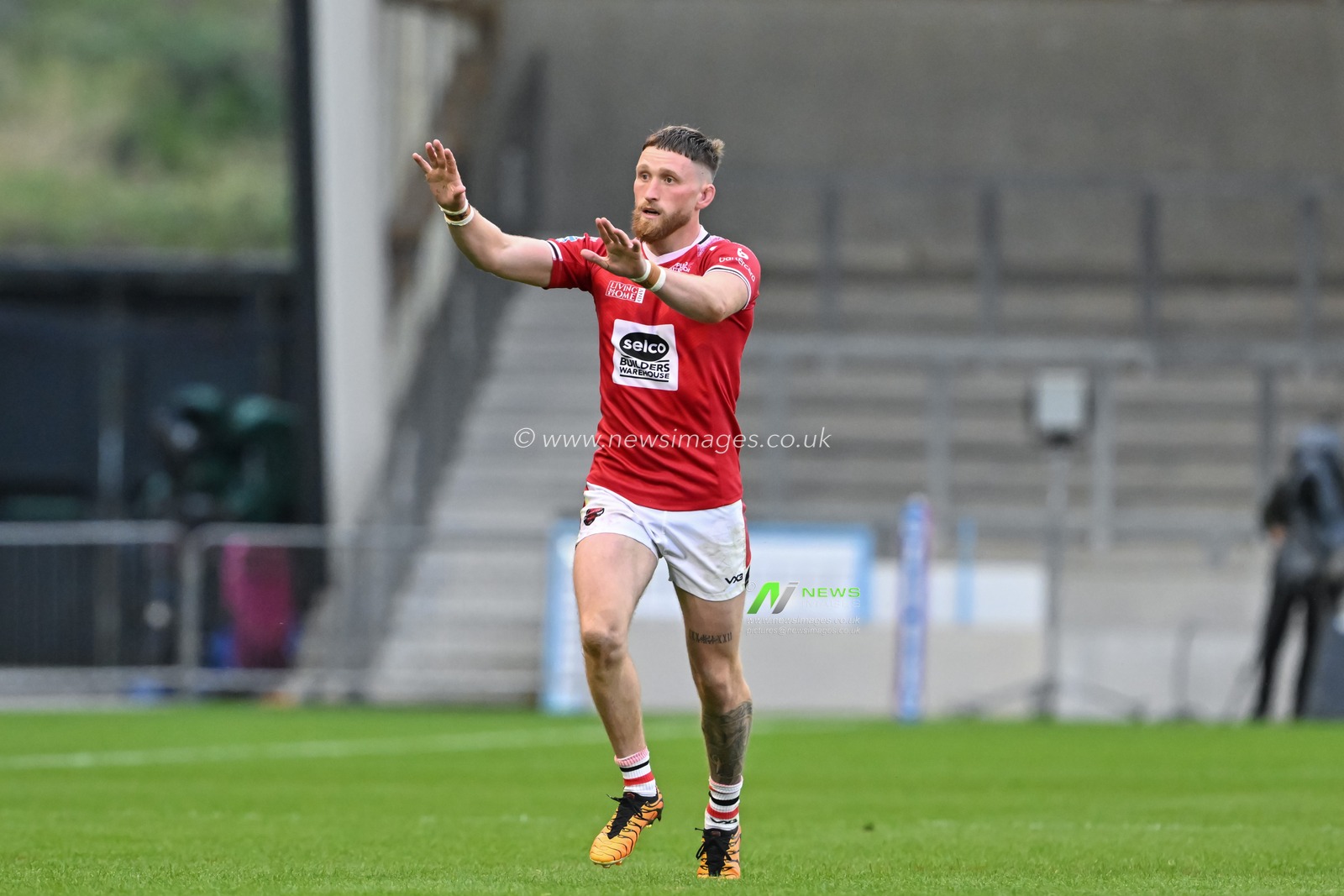 Ethan Ryan of Salford Red Devils during the Betfred Super League Round 25 match Salford Red Devils vs Catalans Dragons at Salford Community Stadium, Eccles, United Kingdom, 7th September 2024

(Photo by Cody Froggatt/News Images)