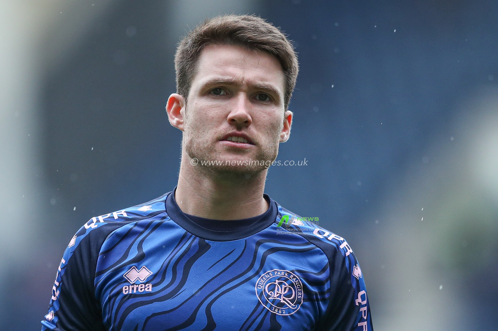 Paul Smyth of Queens Park Rangers warms up ahead of the Sky Bet Championship match Preston North End vs Queens Park Rangers at Deepdale, Preston, United Kingdom, 18th April 2025

(Photo by Jorge Horsted/News Images)