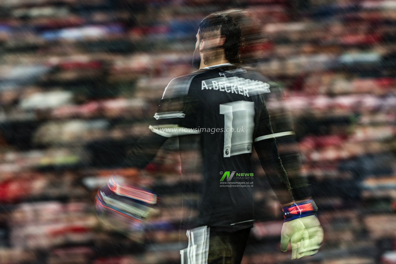 Liverpool goalkeeper Alisson Becker during the Premier League match Sunderland vs Liverpool at Stadium Of Light, Sunderland, United Kingdom on 11 February 2026

(Photo by Alfie Cosgrove/News Images)