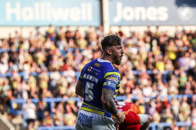 Matty Ashton of Warrington Wolves celebrates his try during the Betfred Super League round 16 match Warrington Wolves vs Catalans Dragons at The Halliwell Jones Stadium, Warrington, United Kingdom on 25 June 2026

(Photo by Alfie Cosgrove/News Images)