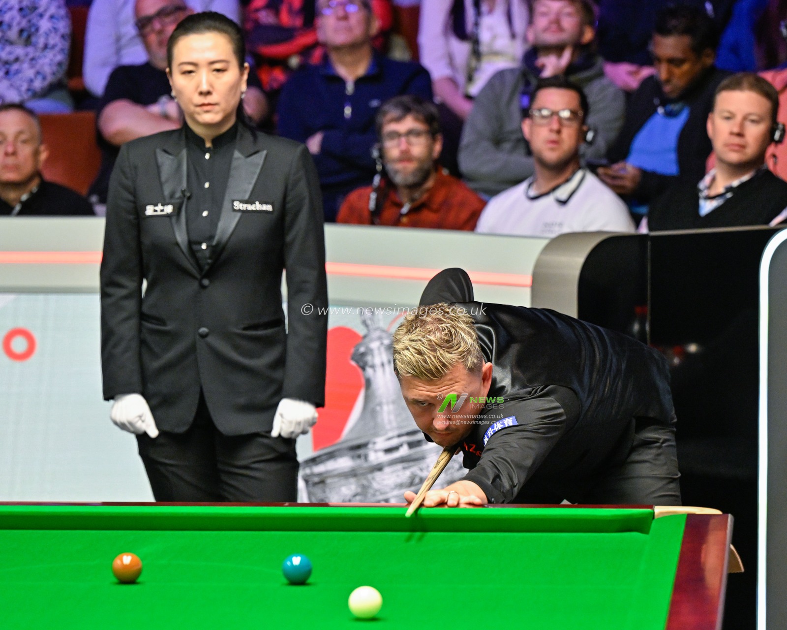 Kyren Wilson takes a shot, during the Cazoo World Championships 2024 at Crucible Theatre, Sheffield, United Kingdom, 24th April 2024

(Photo by Cody Froggatt/News Images)