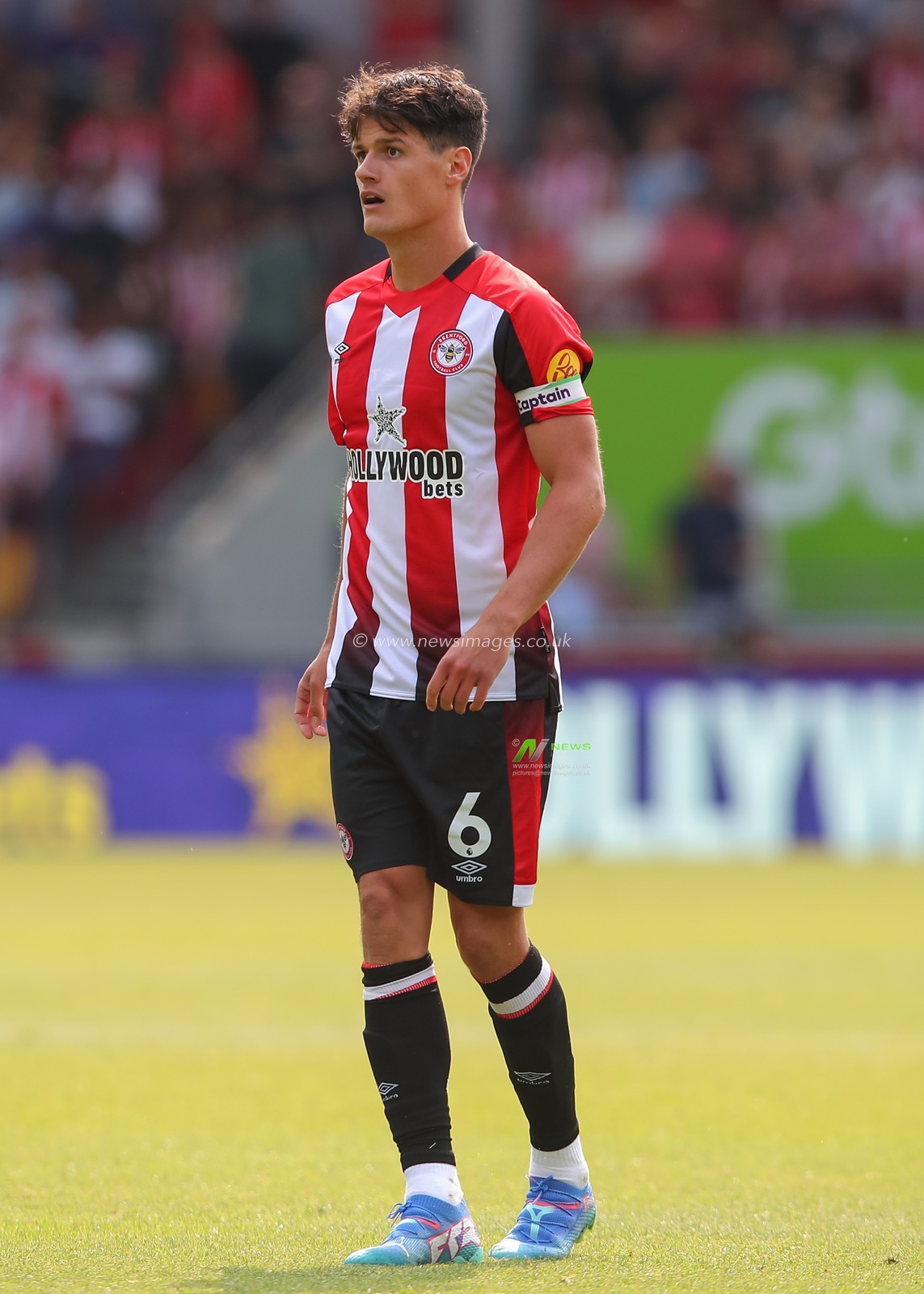 Christian NÃ¸rgaard of Brentford during the Premier League match Brentford vs Crystal Palace at The Gtech Community Stadium, London, United Kingdom, 18th August 2024

(Photo by Gareth Evans/News Images)
