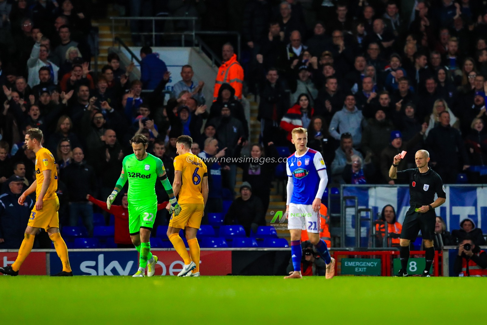 3rd November 2018, Portman Road, Ipswich, England; Sky Bet Championship Preston North End  ; The referee shows a red card to Chris Maxwell of Preston.

Credit: Georgie Kerr/News Images,

English Football League images are subject to DataCo Licence
