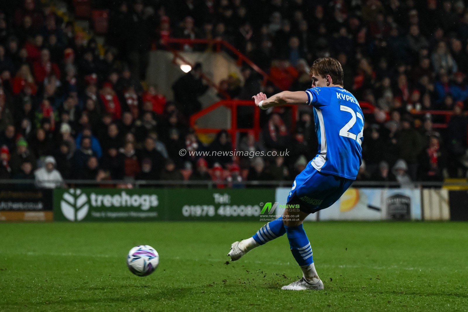 Hector Kyprianou of Peterborough United scores the winning penalty to win the The Vertu Trophy Semi-finals Wrexham vs Peterborough United at SToK Cae Ras, Wrexham, United Kingdom, 26th February 2025

(Photo by Craig Thomas/News Images)