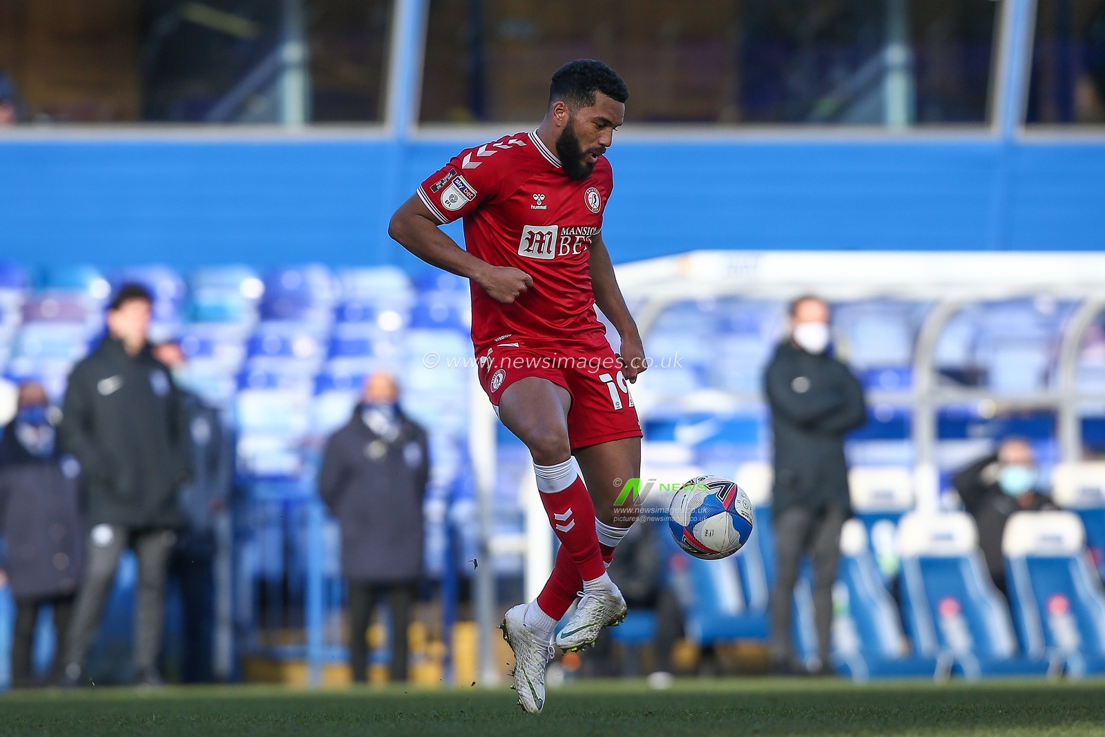Adrian Mariappa #19 of Bristol City controls the ball