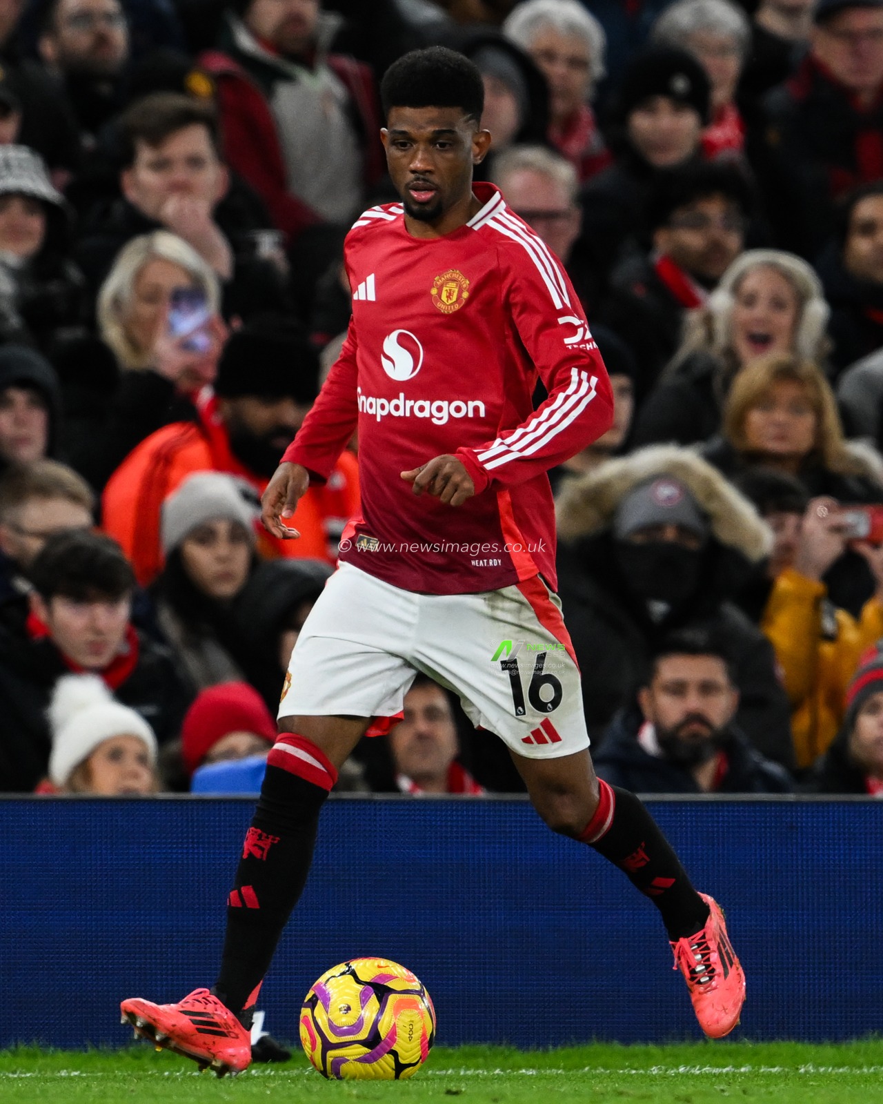 Amad Diallo of Manchester United in action during the Premier League match Manchester United vs Nottingham Forest at Old Trafford, Manchester, United Kingdom, 7th December 2024

(Photo by Craig Thomas/News Images)