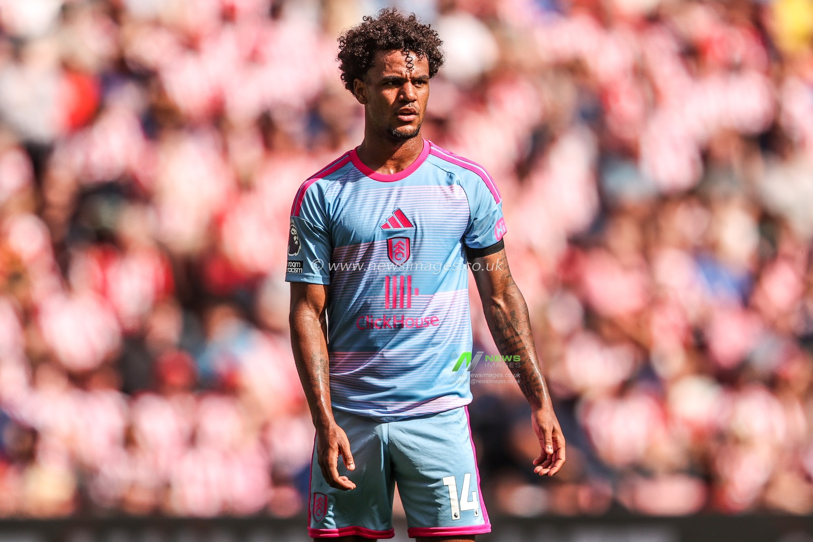 Oscar Bobb of Fulham during the Premier League match Sunderland vs Fulham at Stadium Of Light, Sunderland, United Kingdom on 30 August 2026

(Photo by Alfie Cosgrove/News Images)