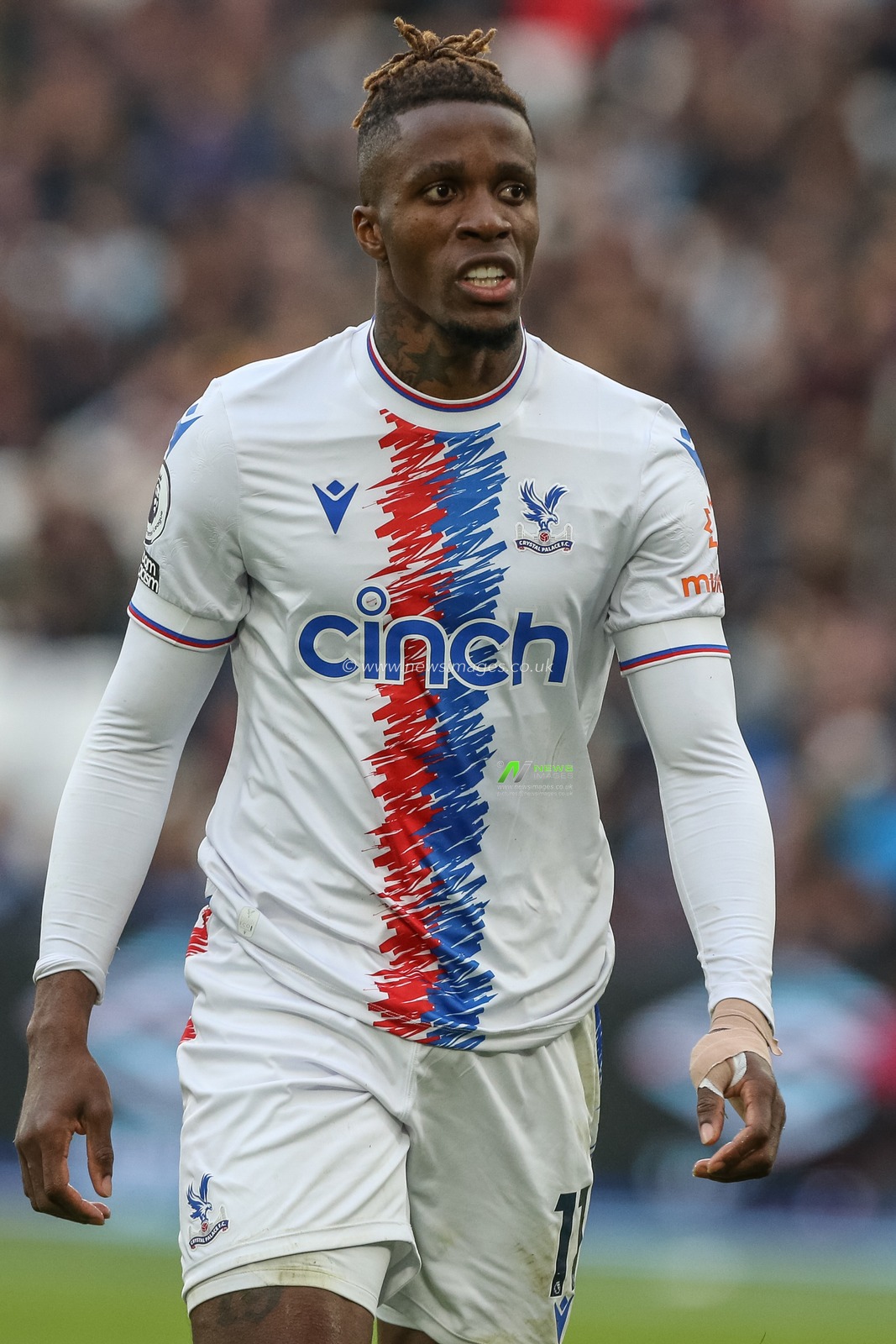 Wilfried Zaha #11 of Crystal Palace during the Premier League match West Ham United vs Crystal Palace at London Stadium, London, United Kingdom, 6th November 2022

(Photo by Arron Gent/News Images)