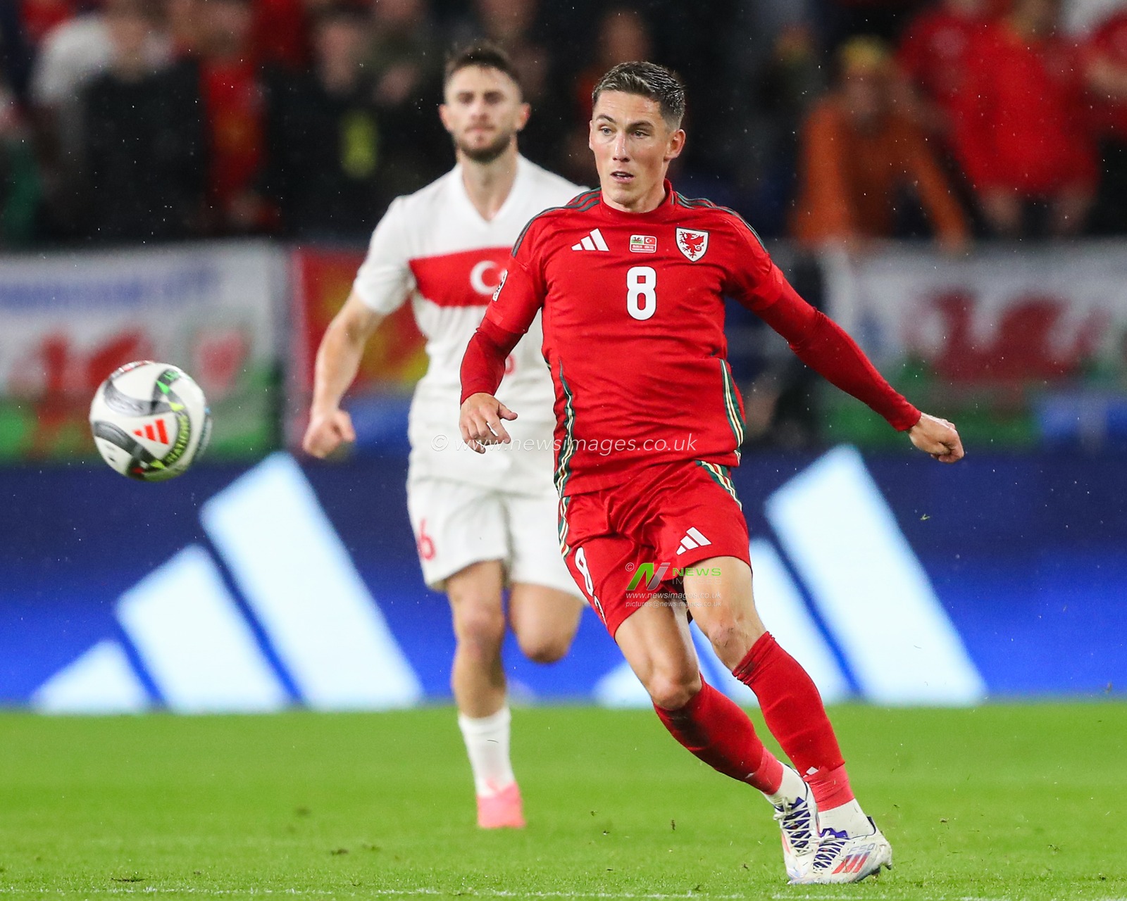Harry Wilson of Wales passes the ball during the UEFA Nations League - League B - Group 4 - Wales v Turkey at Cardiff City Stadium, Cardiff, United Kingdom, 6th September 2024

(Photo by Gareth Evans/News Images)
