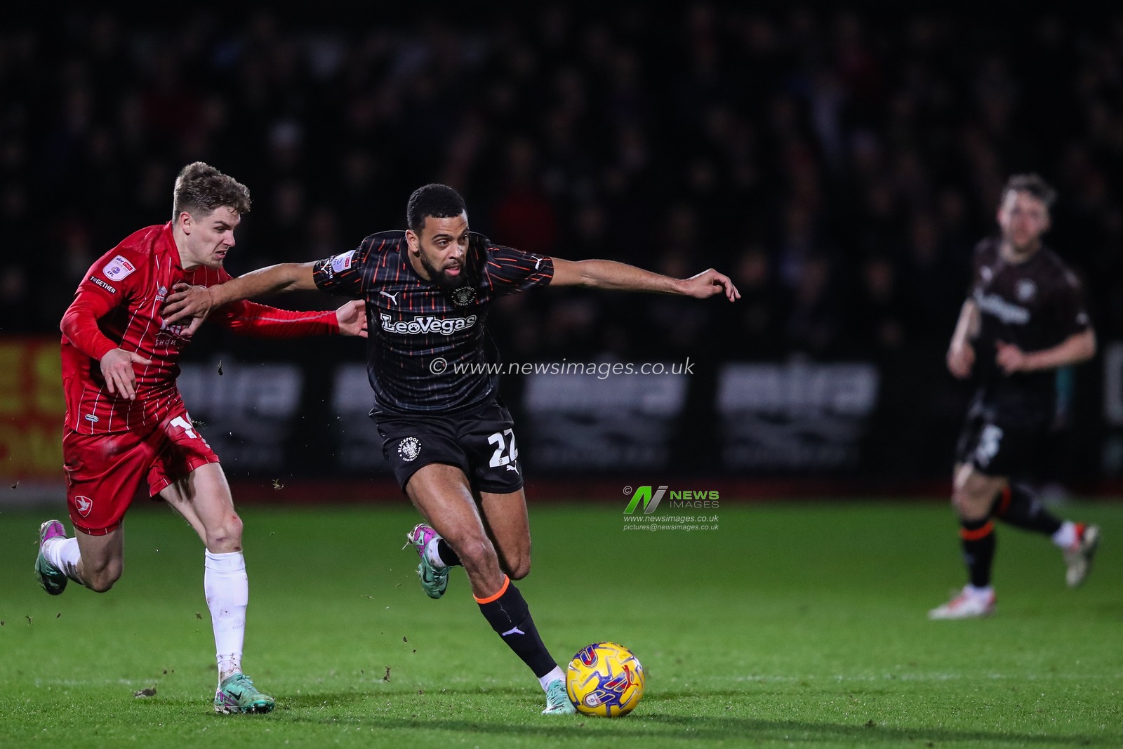 CJ Hamilton of Blackpool breaks with the ball during the Sky Bet League 1 match Cheltenham Town vs Blackpool at The Completely-Suzuki Stadium, Cheltenham, United Kingdom, 13th February 2024

(Photo by Gareth Evans/News Images)