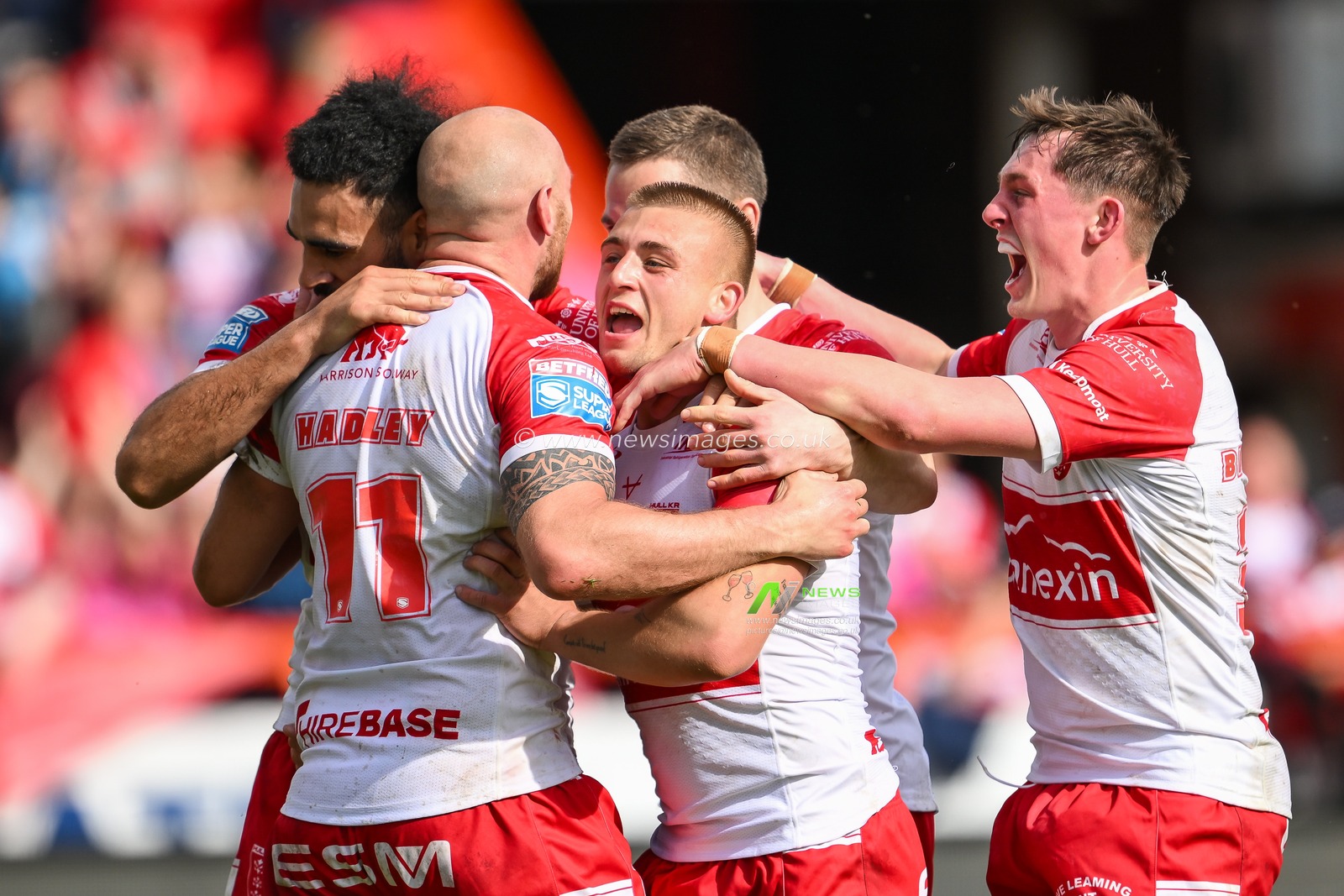Dean Hadley of Hull KR goes celebrates his try during the Betfred Super League Round 10 match Hull KR vs St Helens at Sewell Group Craven Park, Kingston upon Hull, United Kingdom, 4th May 2024

(Photo by Craig Thomas/News Images)