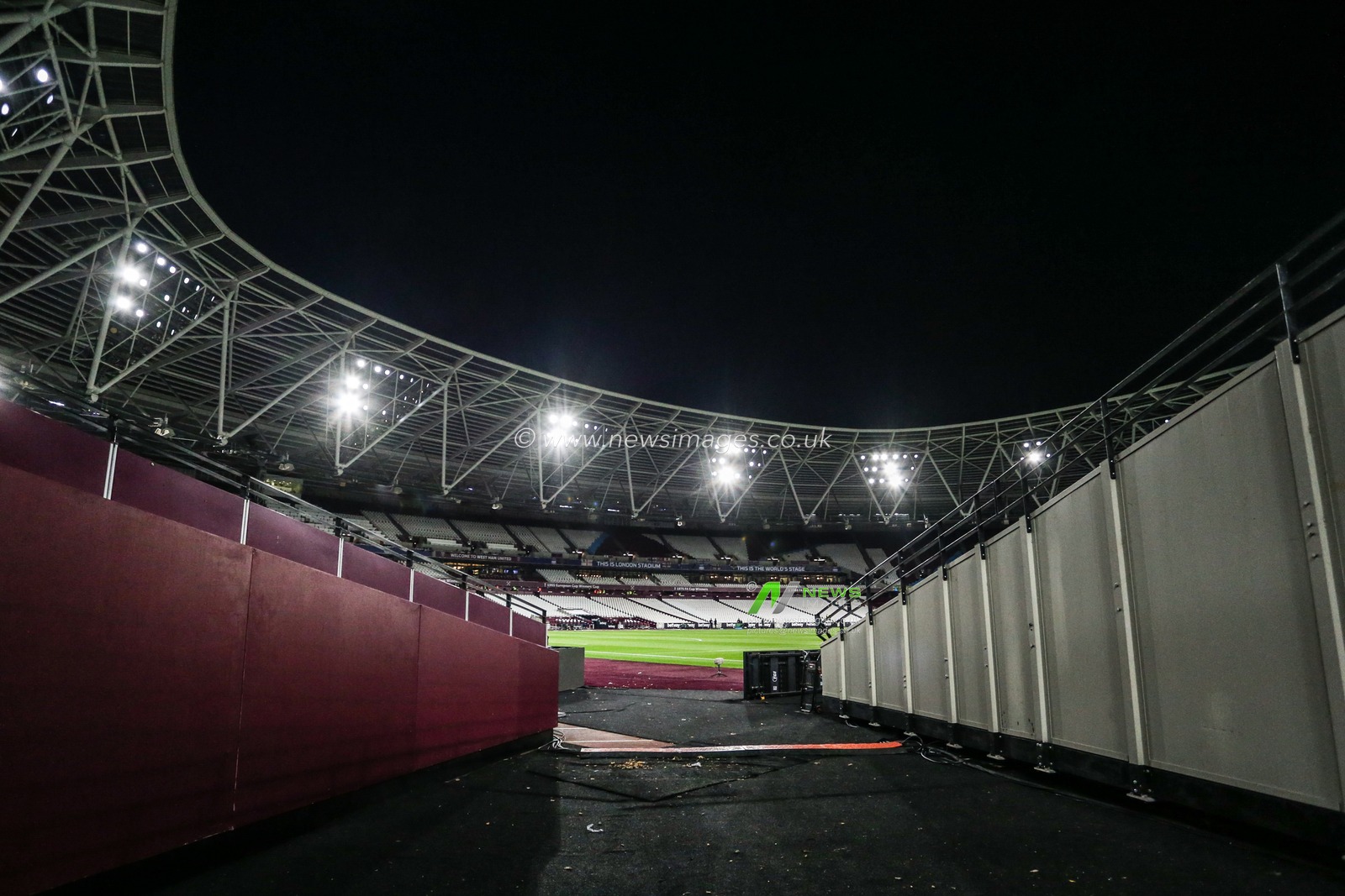 A general view of the stadium during the Premier League match West Ham United vs Brentford at London Stadium, London, United Kingdom, 30th December 2022

(Photo by Arron Gent/News Images)