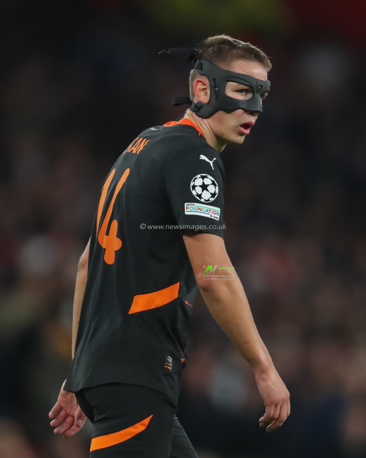 Danylo Sikan of Shakhtar Donetsk during the UEFA Champions League, League Stage Arsenal vs FC Shakhtar Donetsk at Emirates Stadium, London, United Kingdom, 22nd October 2024

(Photo by Izzy Poles/News Images)