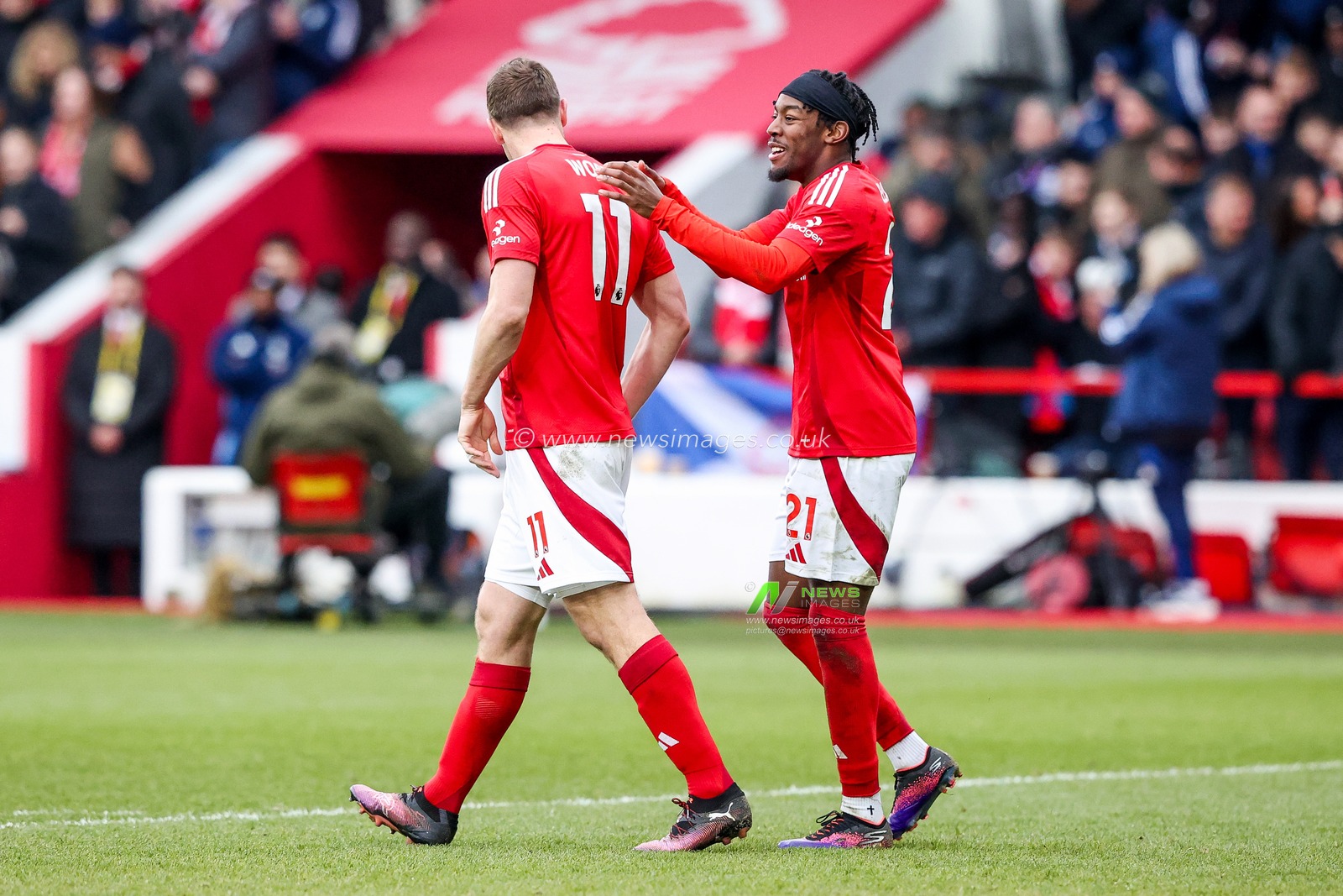 Chris Wood of Nottingham Forest celebrates his penalty with Anthony Elanga  to make it 5-0 during the Premier League match Nottingham Forest vs Brighton and Hove Albion at City Ground, Nottingham, United Kingdom, 1st February 2025

(Photo by Alfie Cosgrove/News Images)