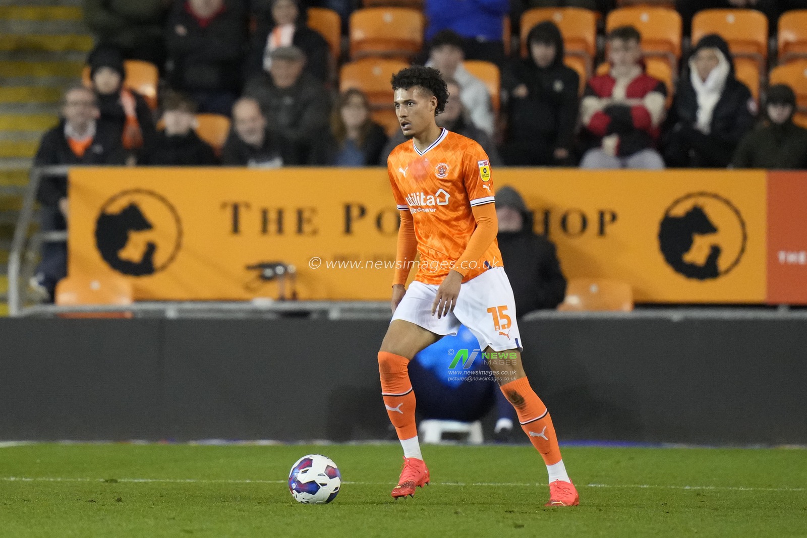 Rhys Williams #15 of Blackpool during the Sky Bet Championship match Blackpool vs Hull City at Bloomfield Road, Blackpool, United Kingdom, 19th October 2022

(Photo by Steve Flynn/News Images)