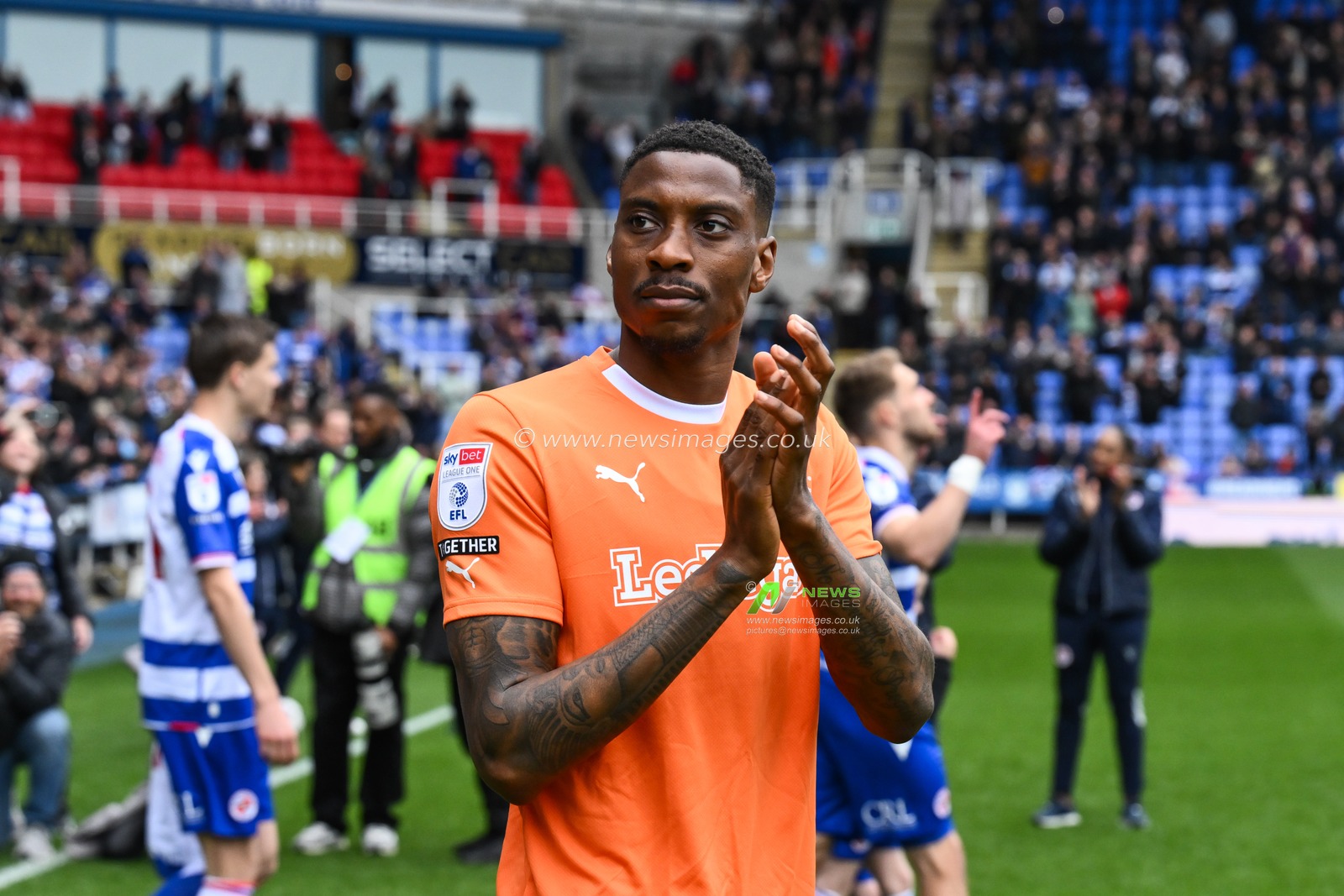Marvin Ekpiteta of Blackpool applauds the fans ahead of the Sky Bet League 1 match Reading vs Blackpool at Select Car Leasing Stadium, Reading, United Kingdom, 27th April 2024

(Photo by Craig Thomas/News Images)