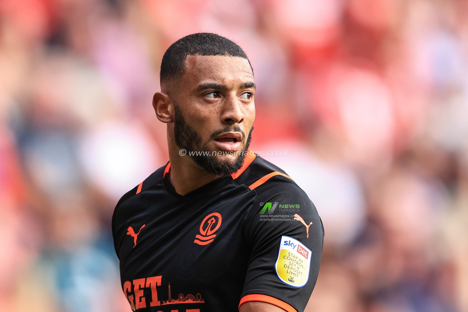 Keshi Anderson #10 of Blackpool during the game