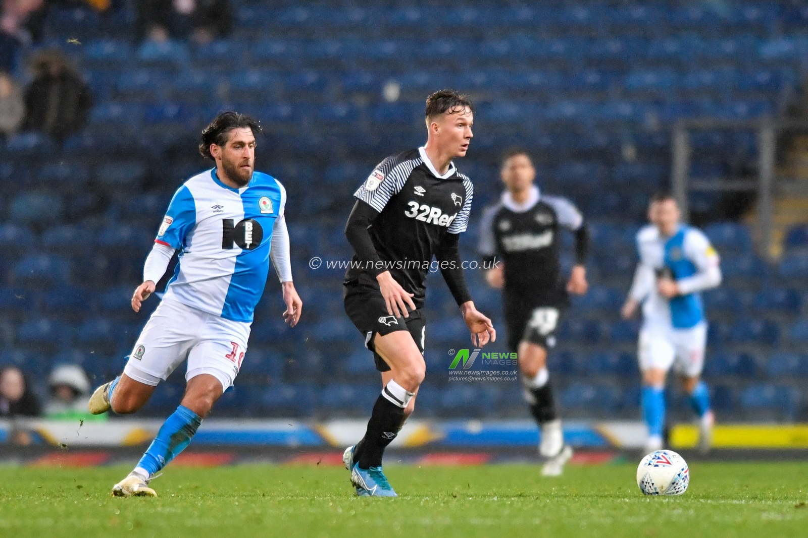 7th December 2019, Ewood Park, Blackburn, England; Sky Bet Championship, Blackburn Rovers v Derby County : Kieran Dowell (8) of Derby County runs with the ball

Credit: Simon Whitehead/News Images
