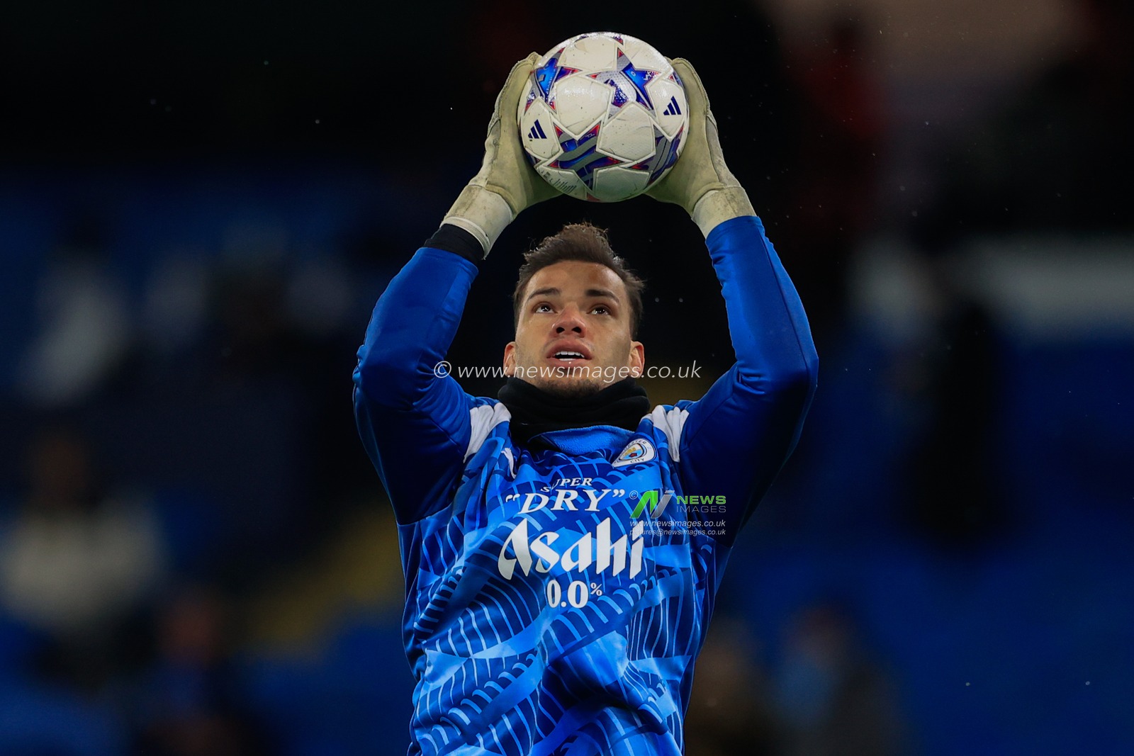 Ederson #31 of Manchester City during the pre-game warm up ahead of the UEFA Champions League Group G match Manchester City vs RB Leipzig at Etihad Stadium, Manchester, United Kingdom, 28th November 2023

(Photo by Conor Molloy/News Images)