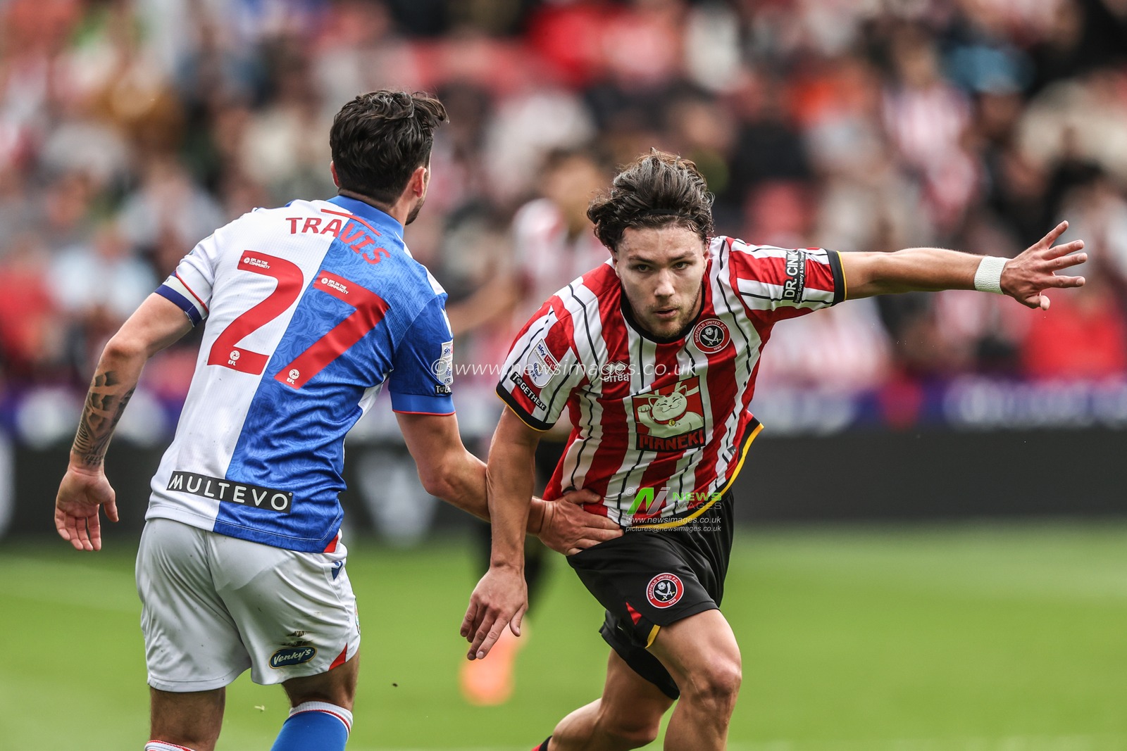 Callum O'Hare of Sheffield United in action during the Sky Bet Championship match Sheffield United vs Blackburn Rovers at Bramall Lane, Sheffield, United Kingdom, 3rd May 2025

(Photo by Alfie Cosgrove/News Images)