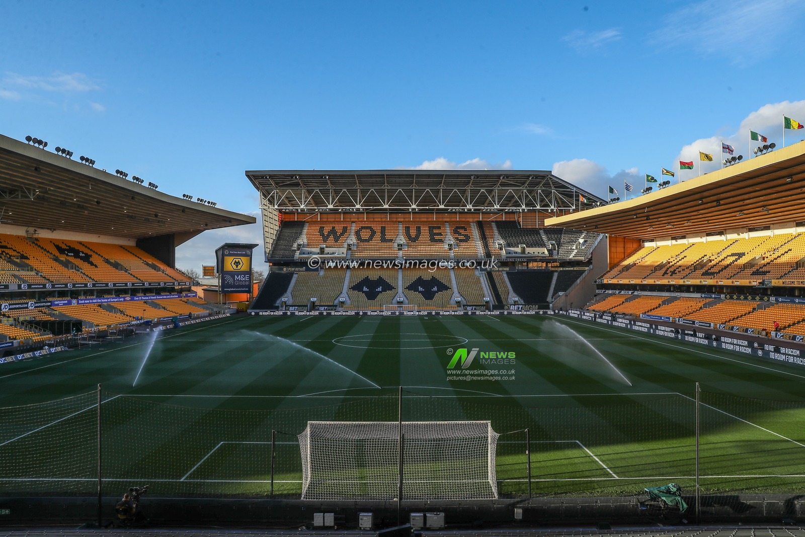 A general view inside of Molineux, home of Wolverhampton Wanderers ahead of the Premier League match Wolverhampton Wanderers vs Fulham at Molineux, Wolverhampton, United Kingdom, 25th February 2025

(Photo by Gareth Evans/News Images)