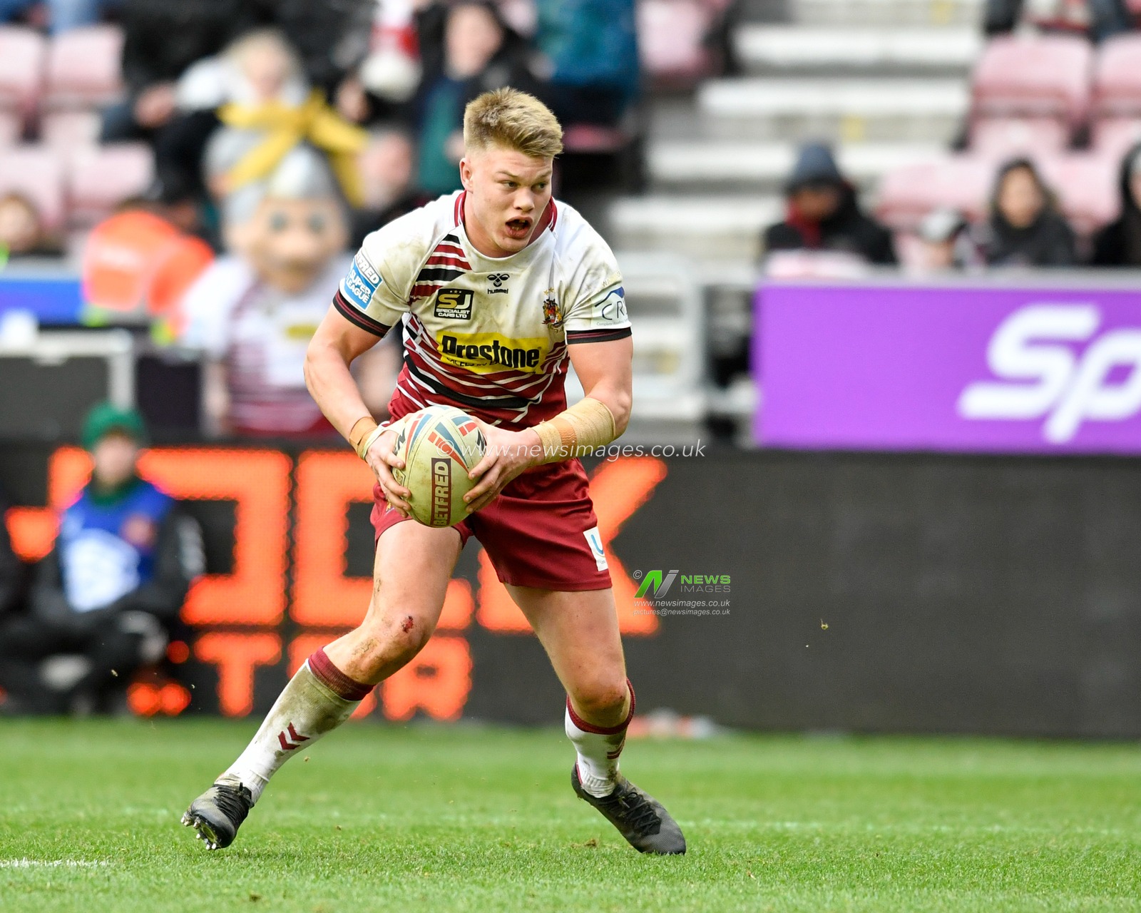 23rd February 2020, DW Stadium, Wigan, England; Betfred Super League, Wigan Warriors v Hull FC : Morgan Smithies (16) of Wigan Warriors in action