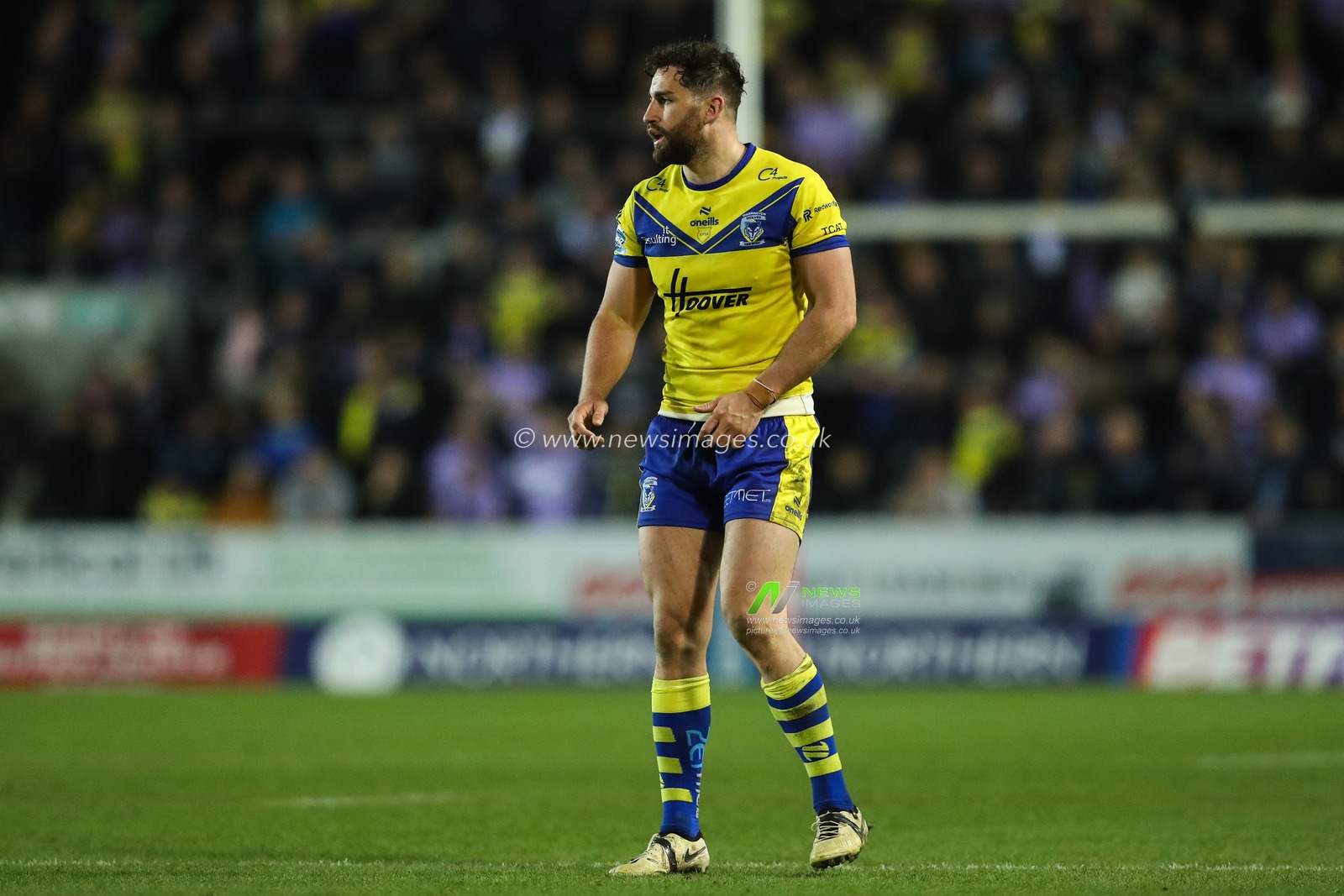 Toby King of Warrington Wolves during the Betfred Super League Round 5 match St Helens vs Warrington Wolves at Totally Wicked Stadium, St Helens, United Kingdom, 21st March 2025

(Photo by Gareth Evans/News Images)
