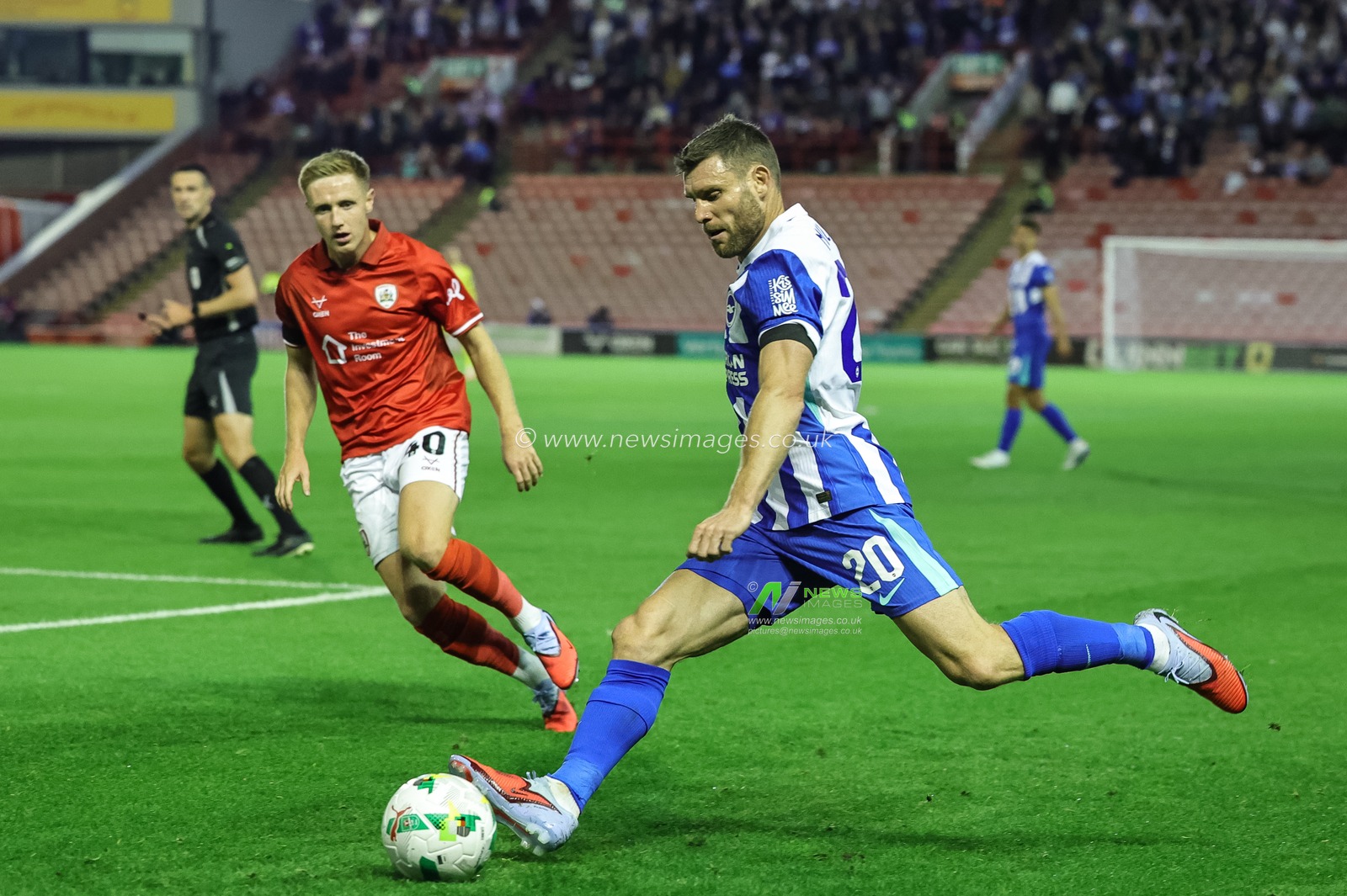 James Milner of Brighton & Hove Albion crosses the ball during the Carabao Cup Round 3 match Barnsley vs Brighton and Hove Albion at Oakwell, Barnsley, United Kingdom, 23rd September 2025

(Photo by Mark Cosgrove/News Images)