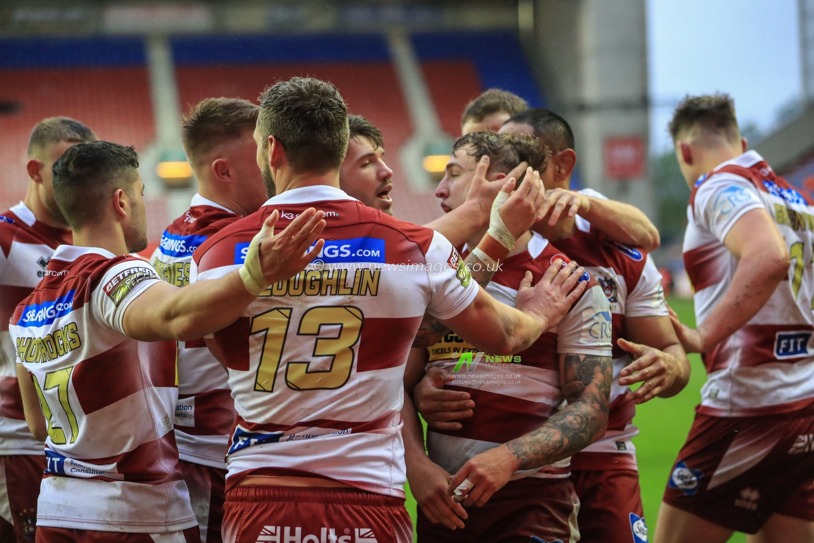 27th April 2019 , DW Stadium, Wigan, England;  Betfred Super League, Round 13, Wigan Warriors vs Castleford Tigers ; Sam Powell (9) of Wigan Warriors celebrates his try 

Credit: Mark Cosgrove/News Images