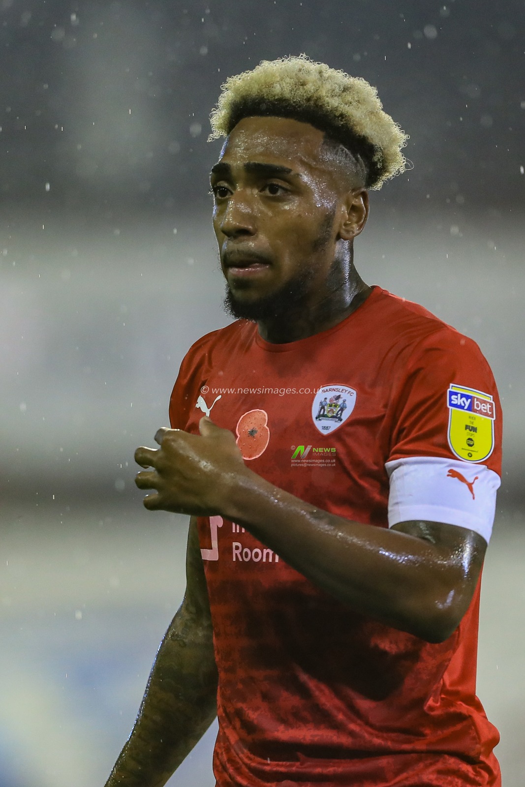 1st November 2019, Oakwell, Barnsley, England; Sky Bet Championship, Barnsley v Bristol City : Mallik Wilks (36) of Barnsley during the game

Credit: Mark Cosgrove/News Images
