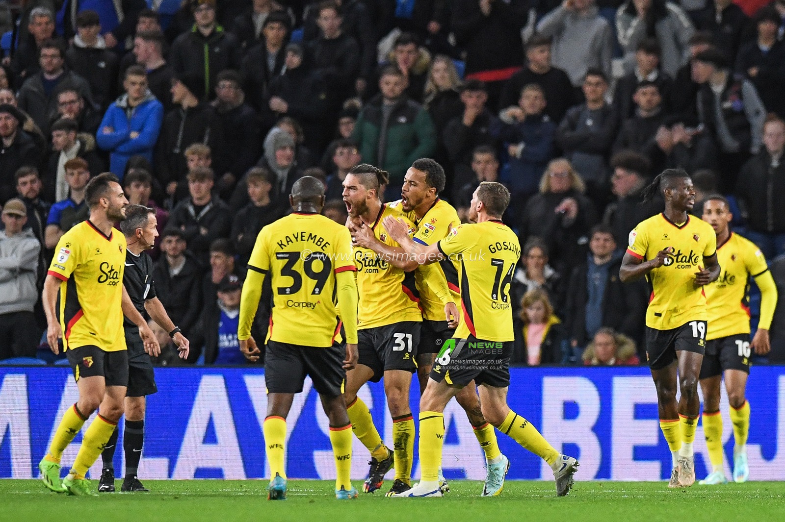 Francisco Sierralta #31 of Watford  scores to make it 1-1 during the Sky Bet Championship match Cardiff City vs Watford at Cardiff City Stadium, Cardiff, United Kingdom, 2nd November 2022

(Photo by Mike Jones/News Images)