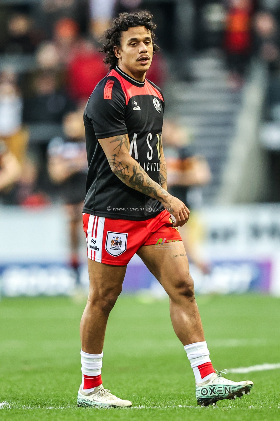Tristan Sailor of St Helens in the pre-game warm up during the Betfred Super League round 4 match St Helens vs Bradford Bulls at The BrewDog Stadium, St Helens, United Kingdom on 07 March 2026

(Photo by Alfie Cosgrove/News Images)
