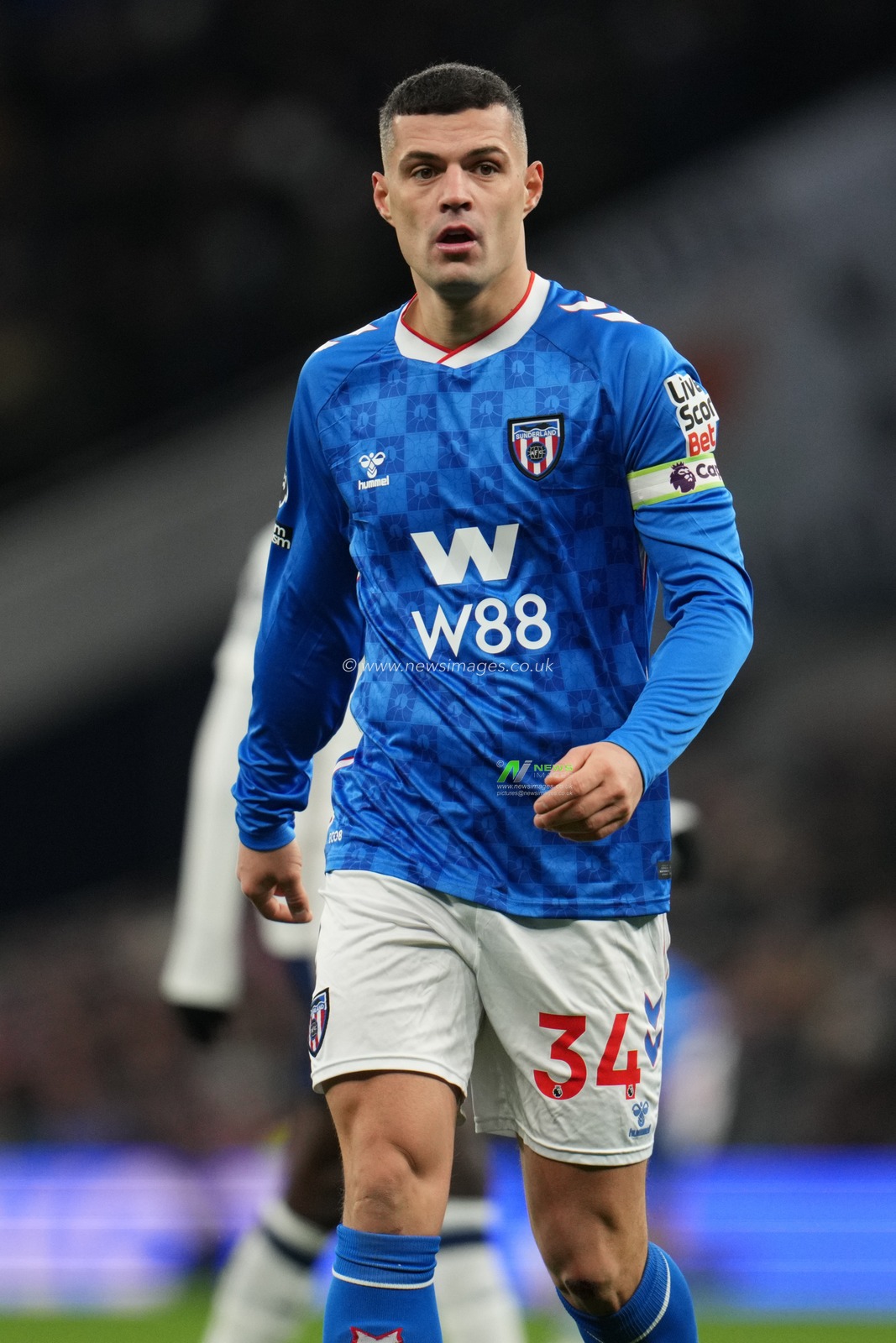 Granit Xhaka of Sunderland during the Premier League match Tottenham Hotspur vs Sunderland at Tottenham Hotspur Stadium, London, United Kingdom, 4th January 2026

(Photo by Harvey Murphy/News Images)

*** GER AUT SUI OUT ***