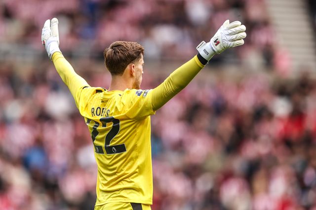 Trai Hume of Sunderland during the Premier League match Sunderland vs Fulham at Stadium Of Light, Sunderland, United Kingdom on 30 August 2026

(Photo by Alfie Cosgrove/News Images)