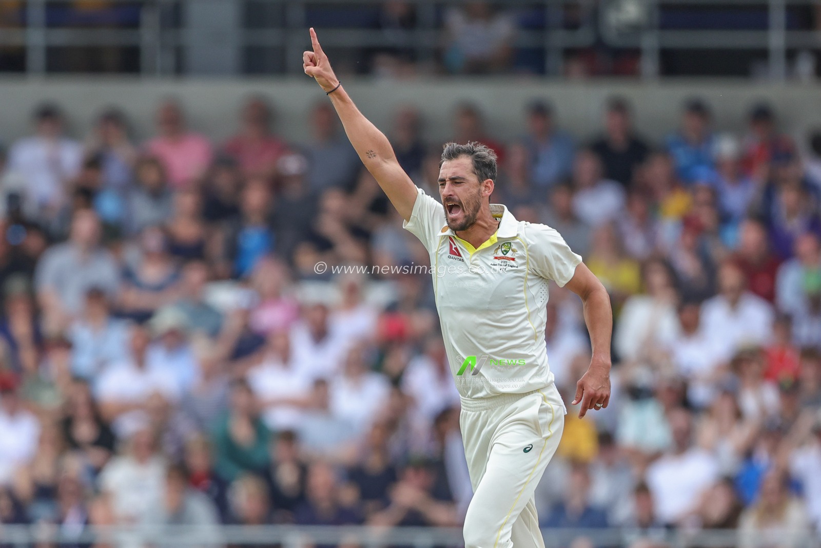 Mitchell Starc of Australia celebrates bowling out Moeen Ali of England during the LV= Insurance Ashes Third Test Series Day 4 England vs Australia at Headingley Stadium, Leeds, United Kingdom, 9th July 2023

(Photo by Mark Cosgrove/News Images)