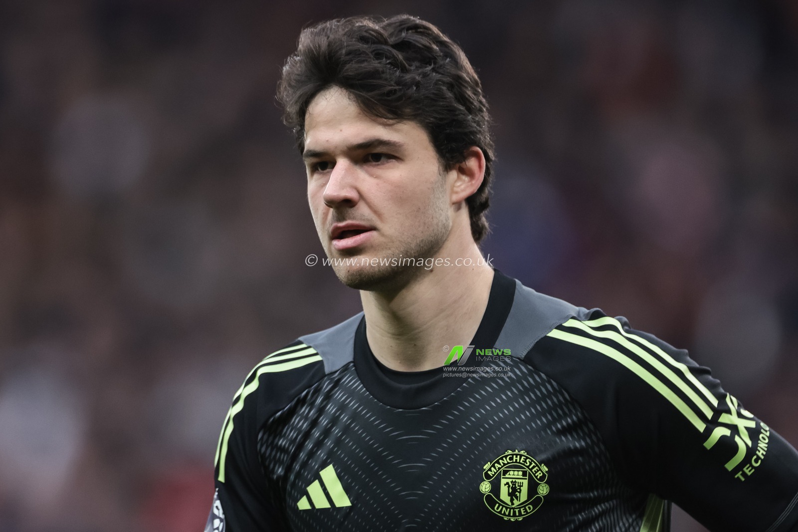 Manchester United goalkeeper Senne Lammens during the Premier League match Manchester United vs Fulham at Old Trafford, Manchester, United Kingdom, 1st February 2026

(Photo by Mark Cosgrove/News Images)