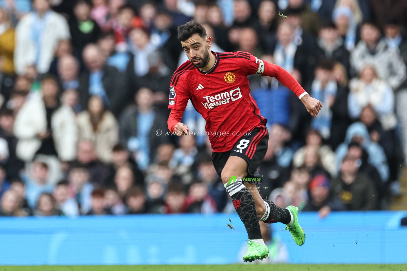 Bruno Fernandes of Manchester United during the Premier League match Manchester City vs Manchester United at Etihad Stadium, Manchester, United Kingdom, 3rd March 2024

(Photo by Mark Cosgrove/News Images)